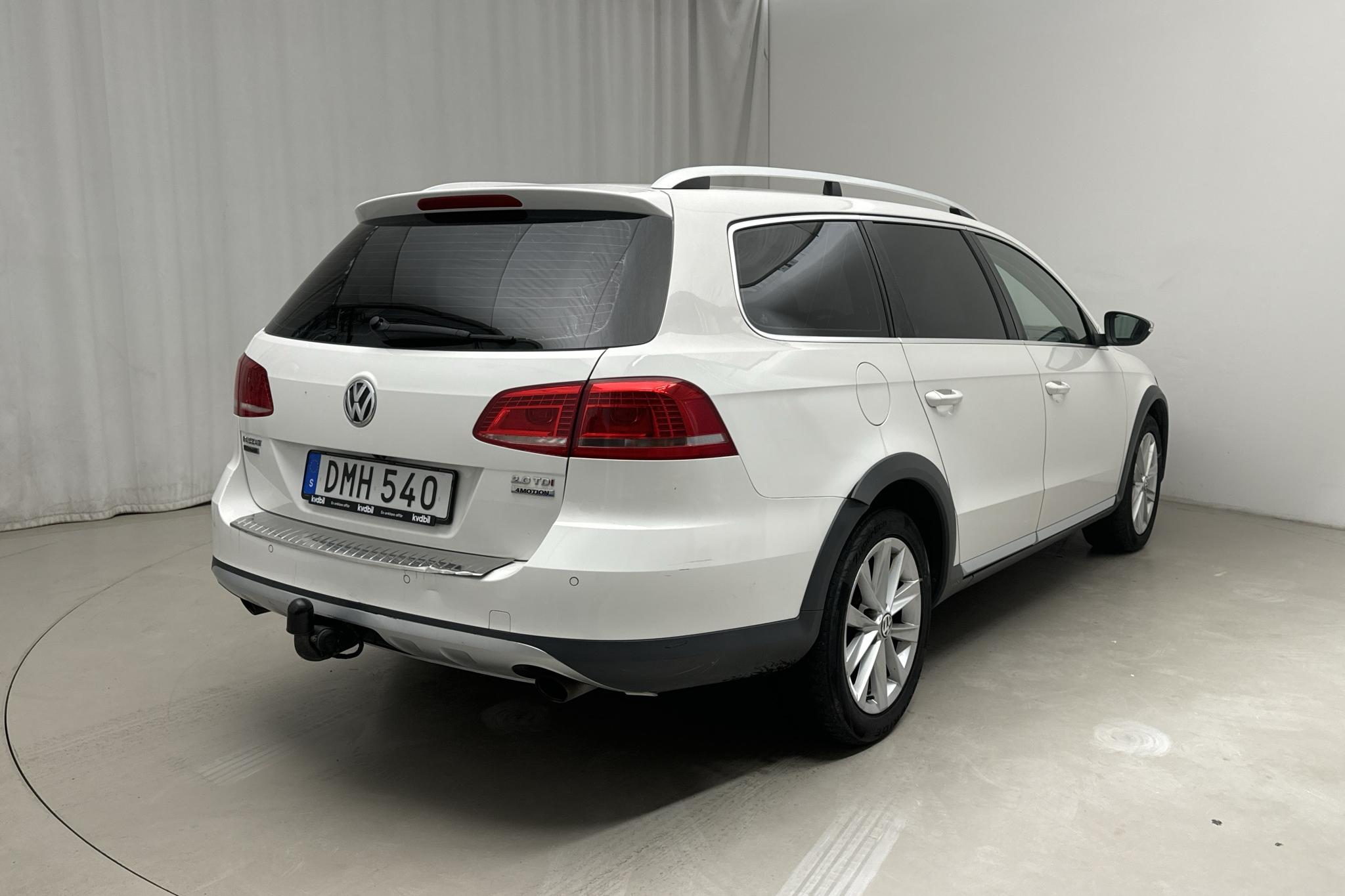 VW Passat Alltrack 2.0 TDI BlueMotion Technology 4Motion (177hk) - 215 790 km - Automaatne - valge - 2015