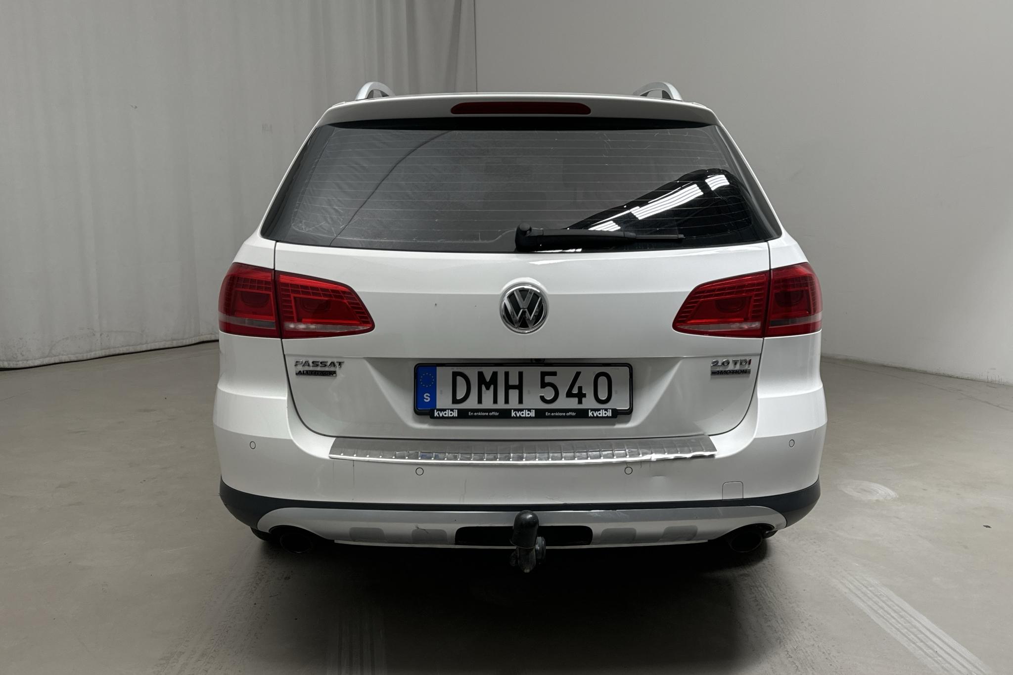 VW Passat Alltrack 2.0 TDI BlueMotion Technology 4Motion (177hk) - 215 790 km - Automaatne - valge - 2015