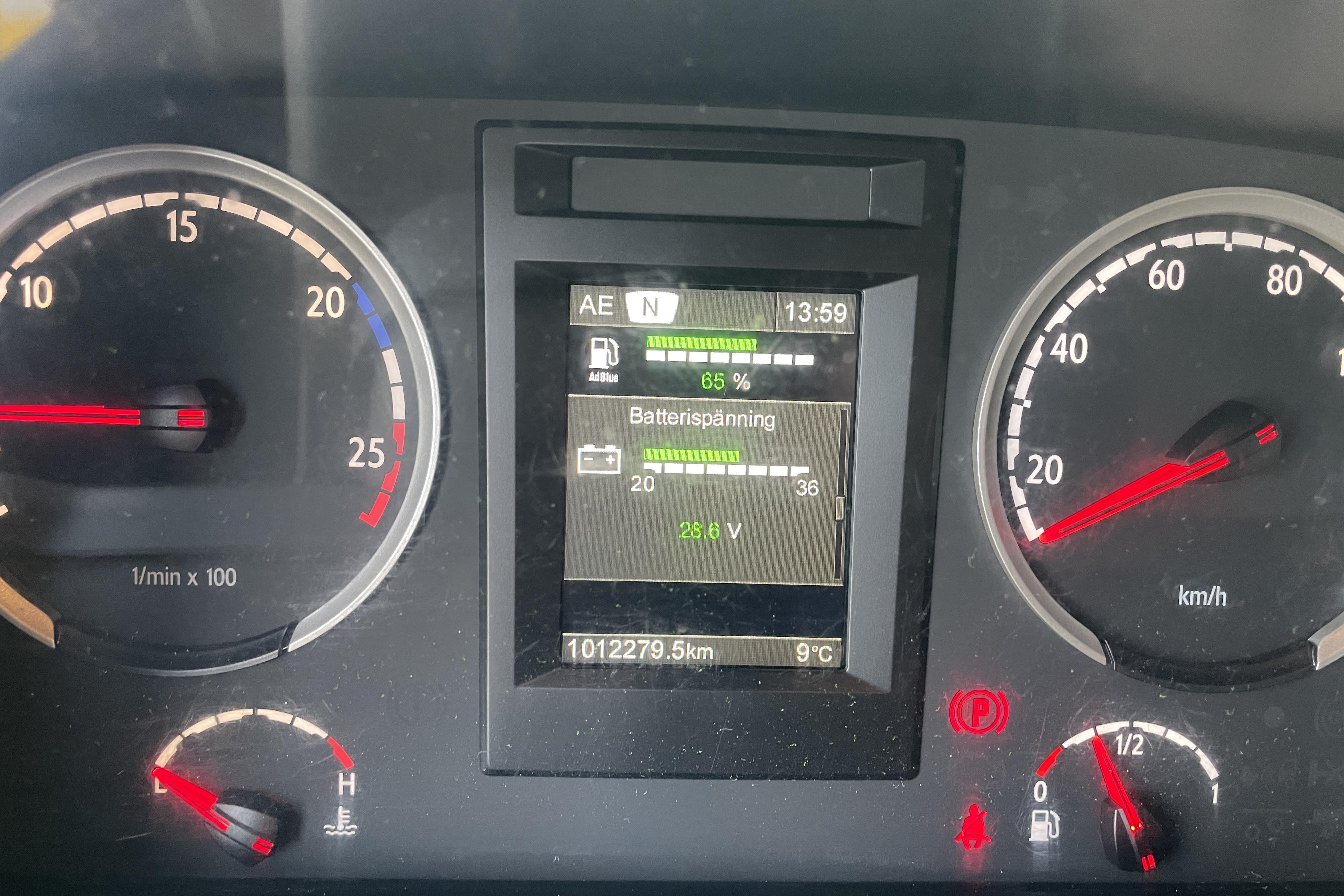 SCANIA R490 - 1 012 279 km - Automaatne - kollane - 2015