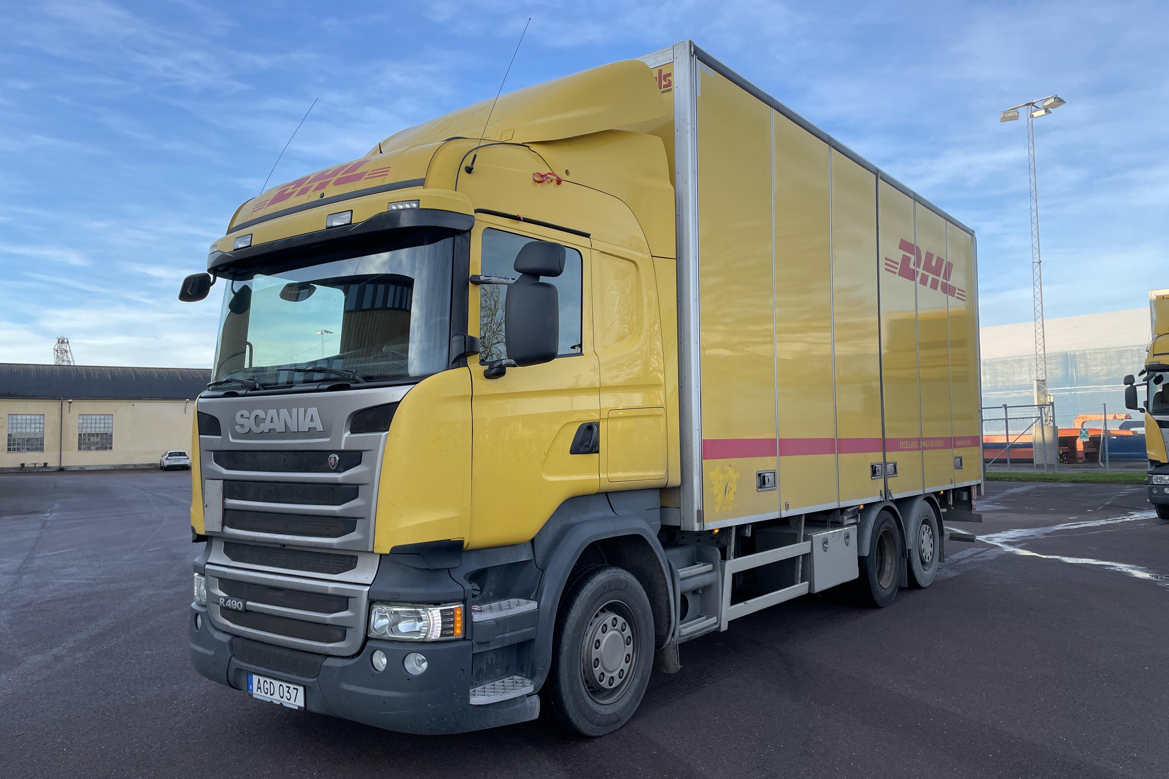 SCANIA R490 - 1 012 279 km - Automaatne - kollane - 2015