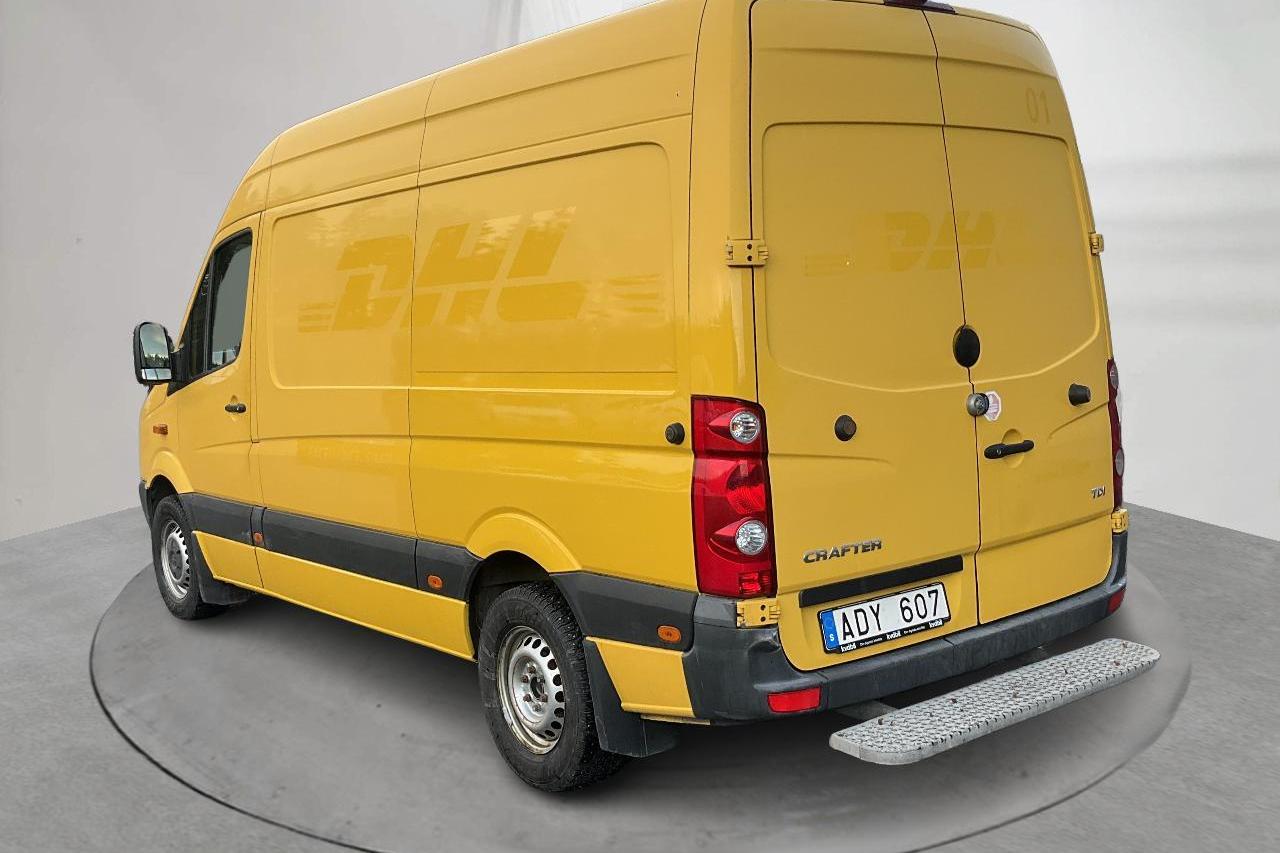 VW Crafter 35 2.0 TDI Skåp (136hk) - 13 093 mil - Manuell - gul - 2014