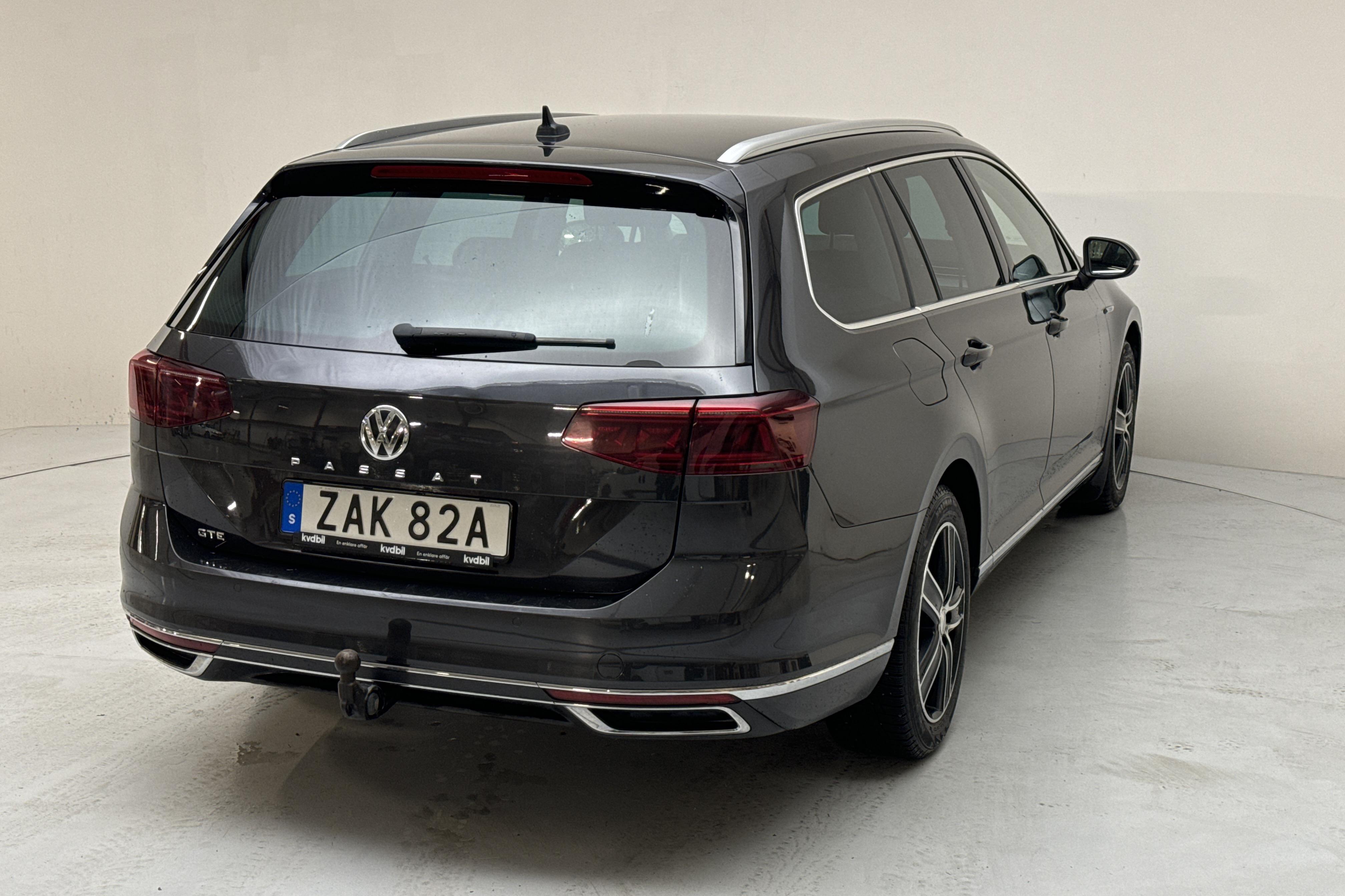 VW Passat 1.4 GTE Sportscombi (218hk) - 17 023 mil - Automat - Dark Grey - 2020