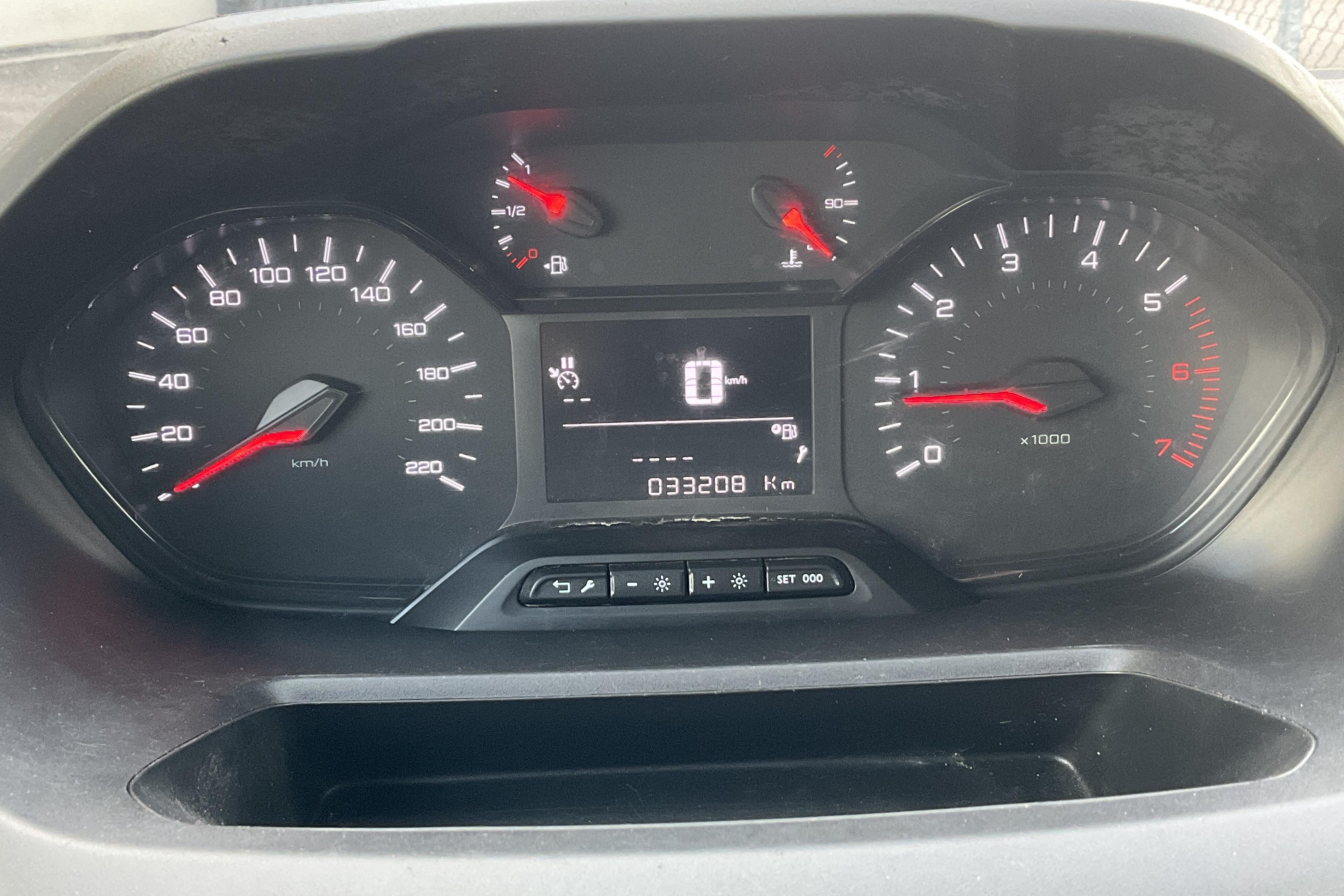 Peugeot Partner 1.5 HDI Skåp (100hk) - 33 210 km - Käsitsi - valge - 2019