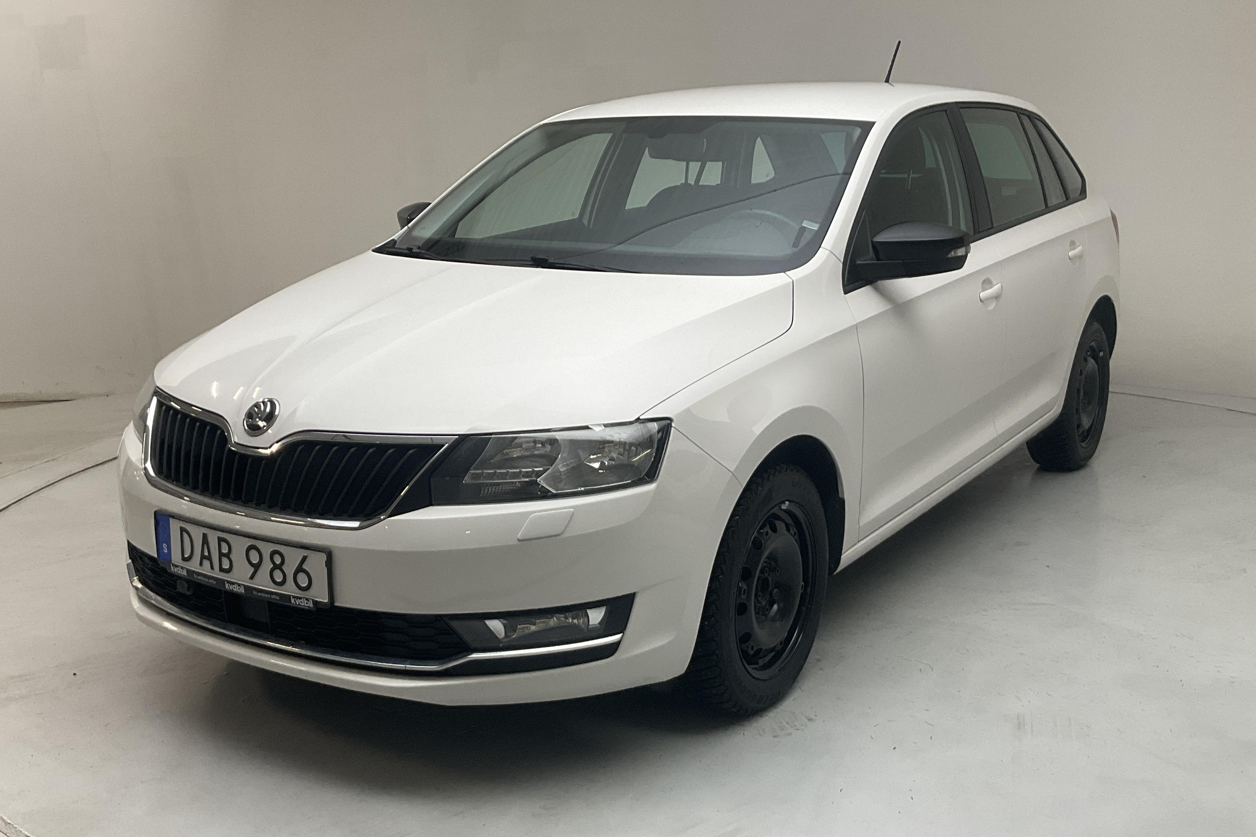 Skoda Rapid 1.4 TDI Spaceback (90hk) - 4 568 mil - Manuell - vit - 2018