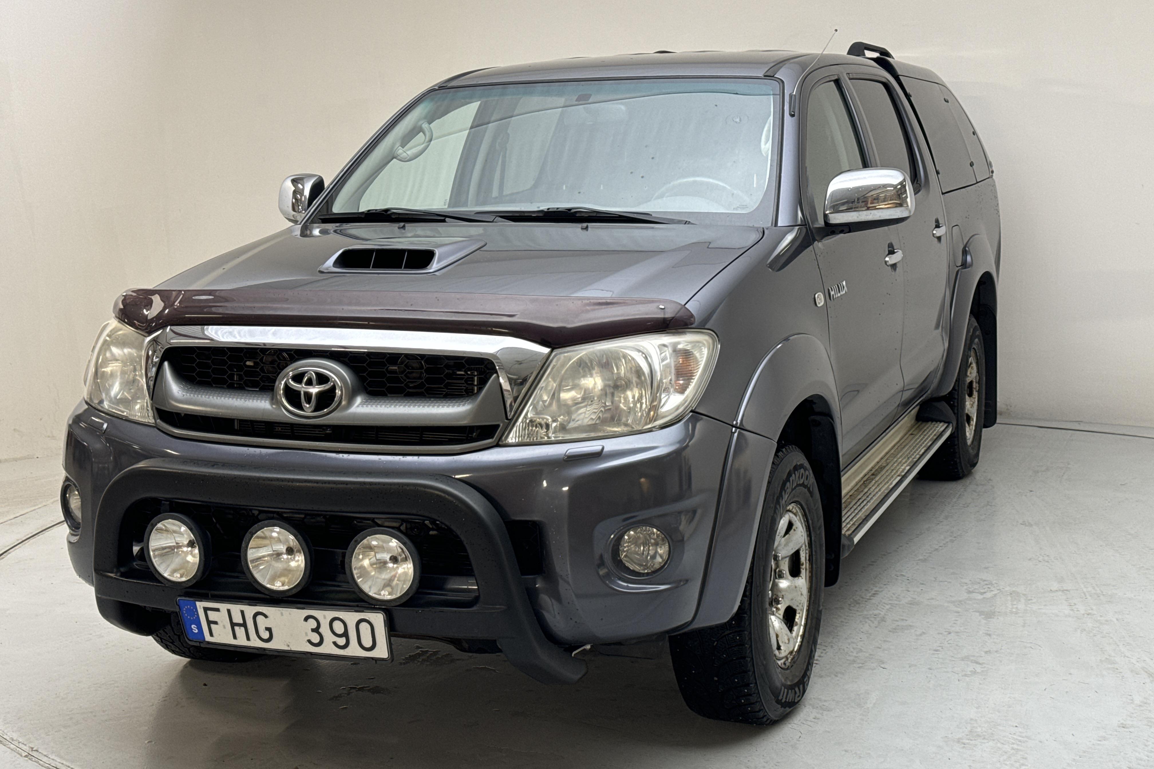 Toyota Hilux 3.0 D-4D 4WD (171hk) - 161 300 km - Käsitsi - Dark Grey - 2010