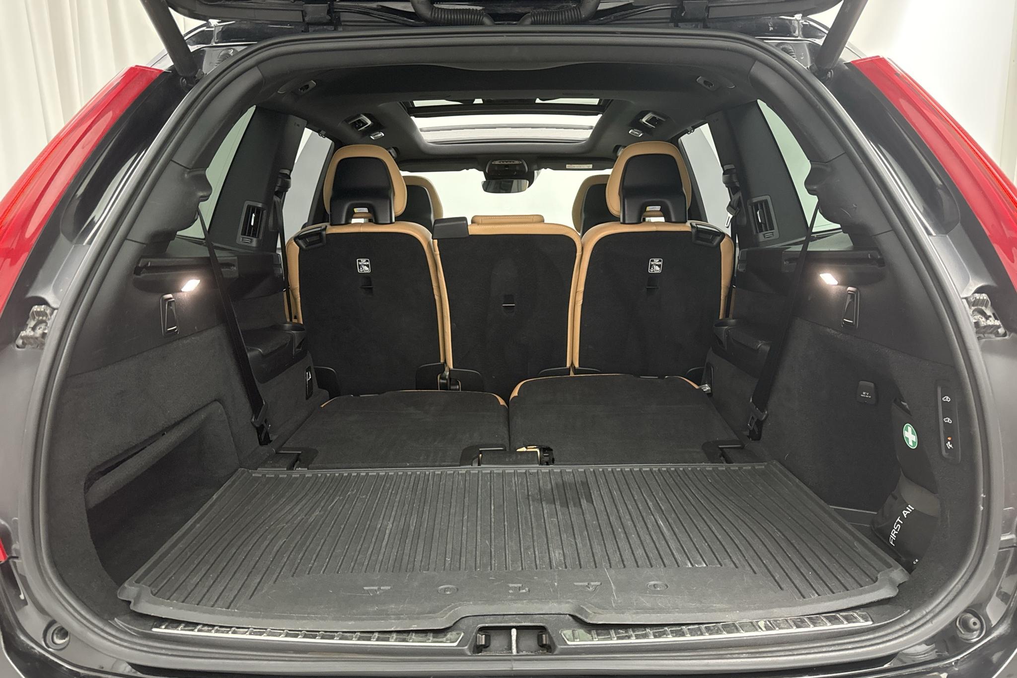 Volvo XC90 T8 AWD Twin Engine (400hk) - 138 950 km - Automatyczna - czarny - 2017