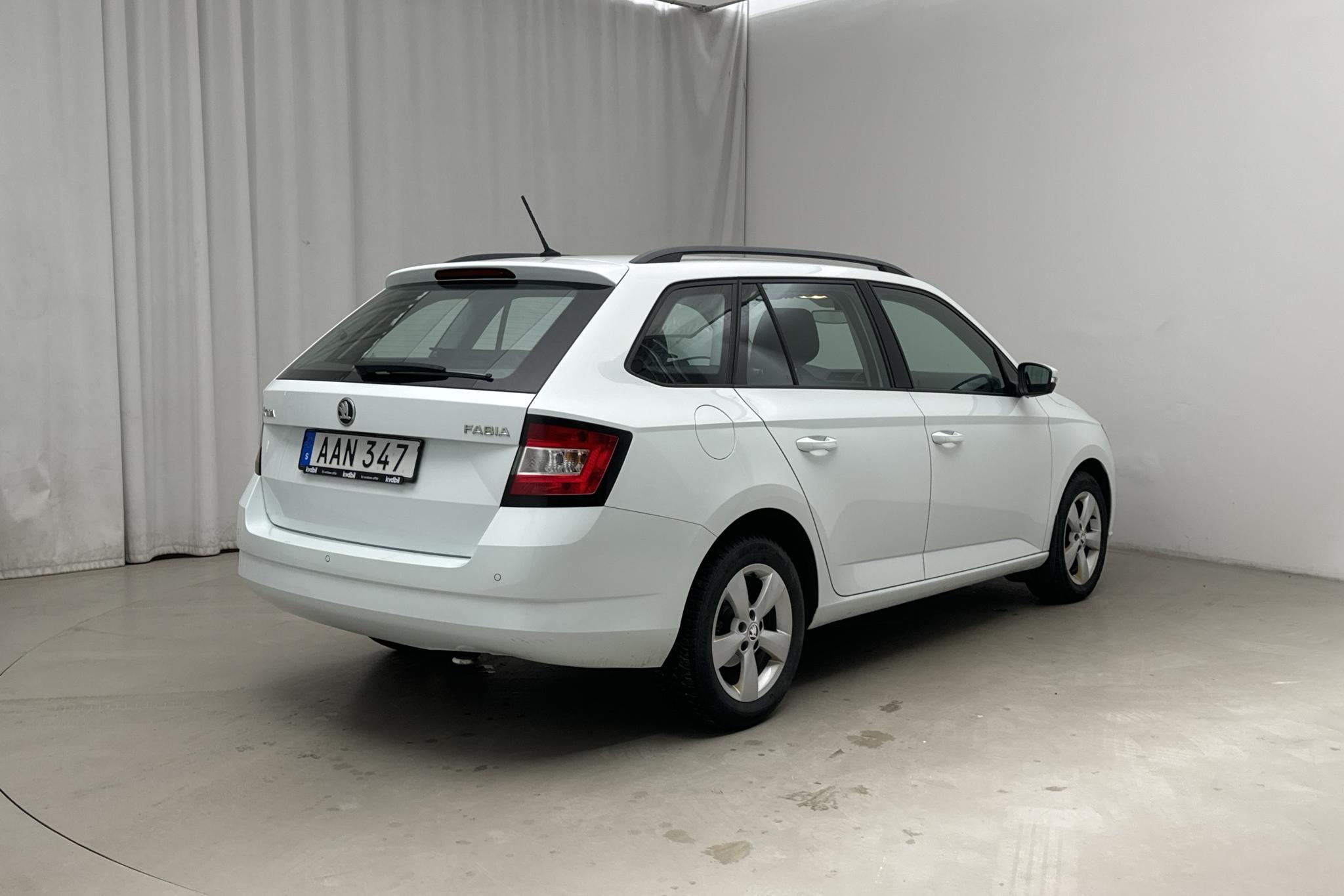 Skoda Fabia 1.2 TSI Kombi (90hk) - 64 410 km - Manual - white - 2017