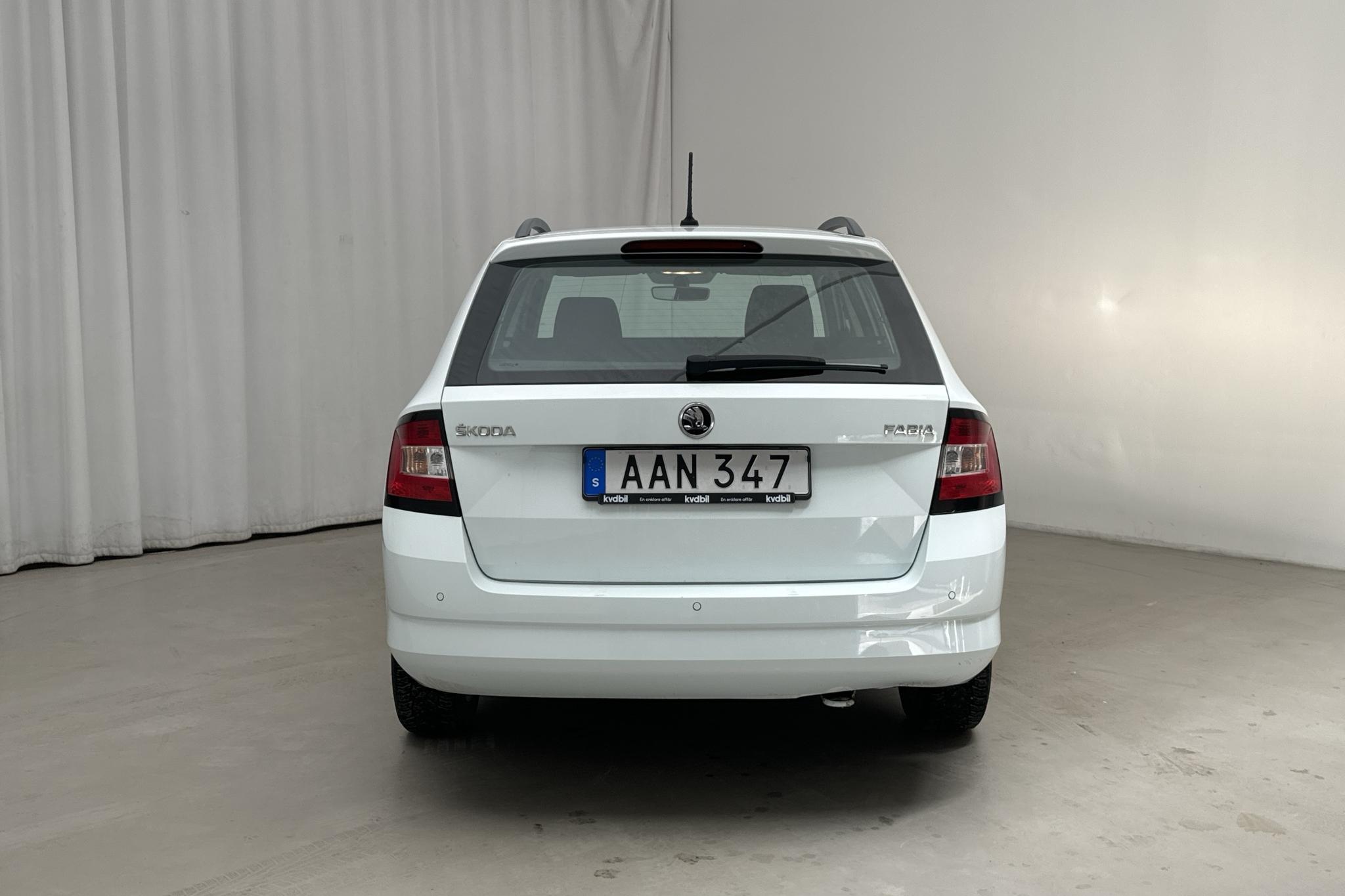 Skoda Fabia 1.2 TSI Kombi (90hk) - 64 410 km - Manual - white - 2017