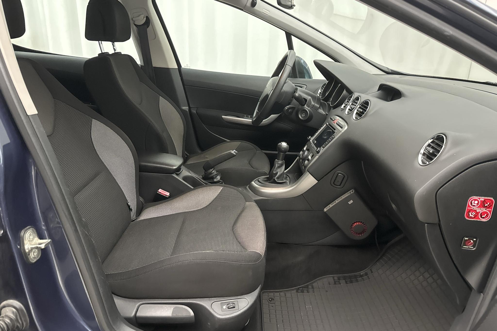 Peugeot 308 1.6 Turbo 5dr (150hk) - 157 100 km - Manualna - Dark Blue - 2008