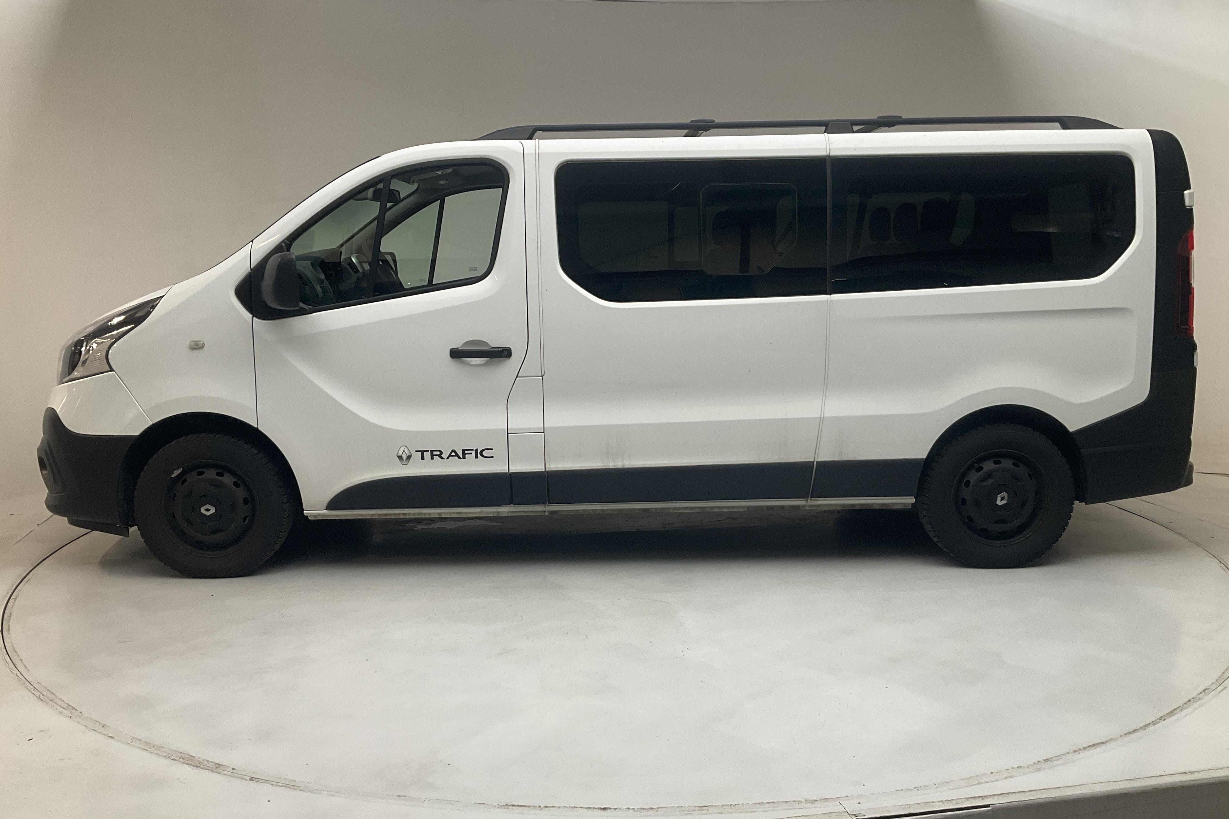 Renault Trafic Kombi 1.6 dCi (125hk) - 79 490 km - Manualna - biały - 2018