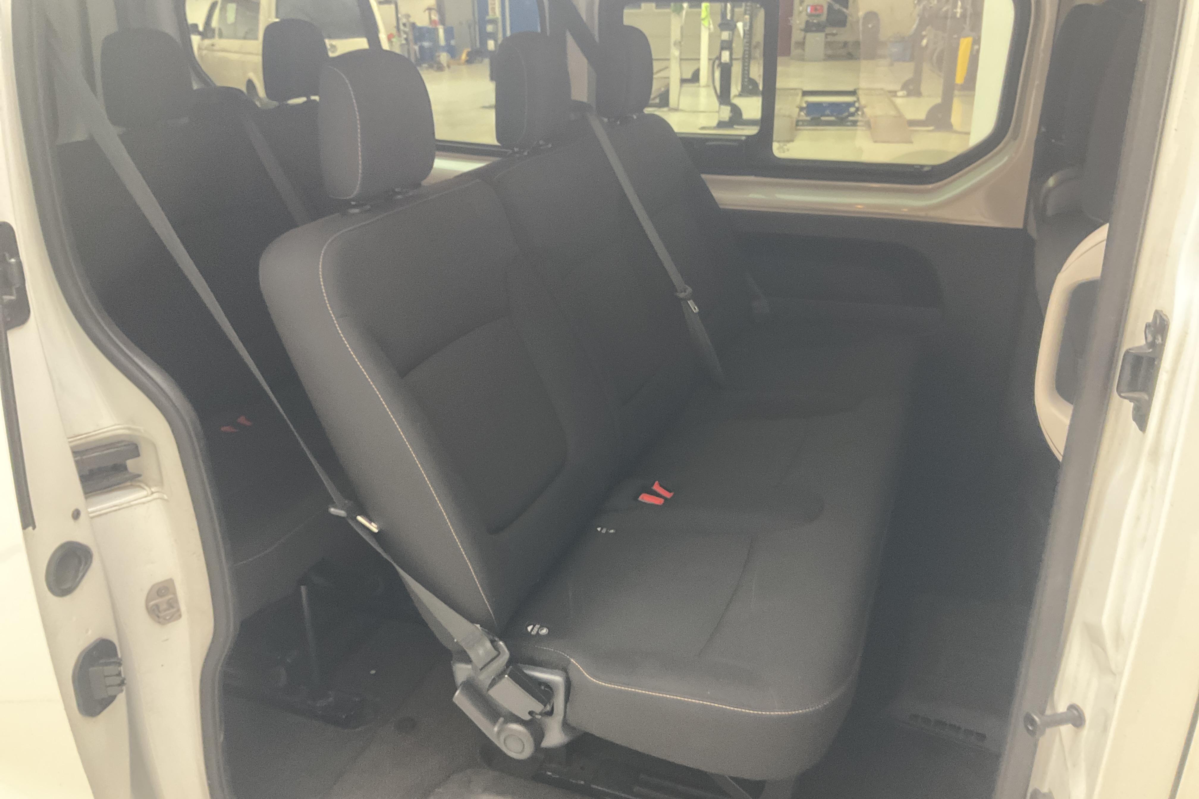 Renault Trafic Kombi 1.6 dCi (125hk) - 79 490 km - Manualna - biały - 2018