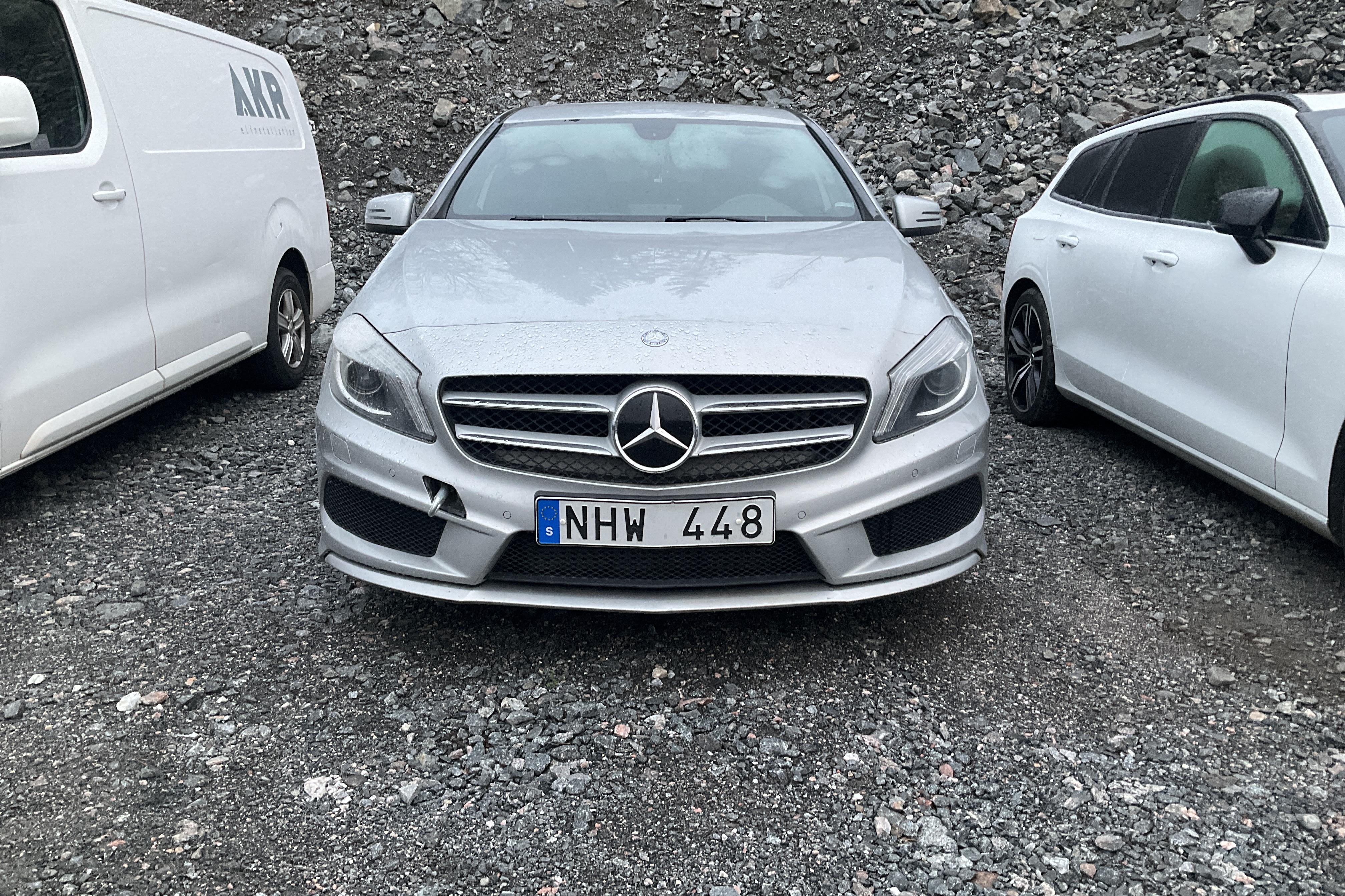 Mercedes A 180 CDI 5dr W176 (109hk) - 174 350 km - Automatic - silver - 2013