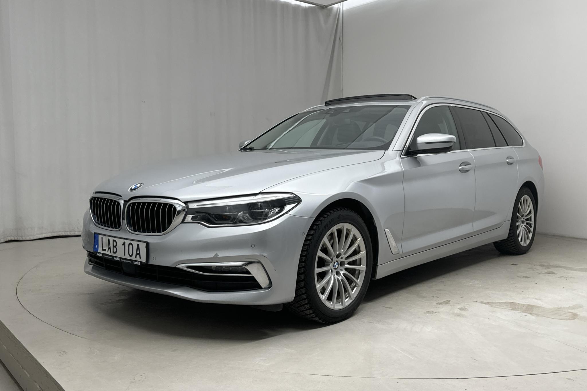 BMW 540i xDrive Touring, G31 (340hk) - 9 186 mil - Automat - Light Grey - 2019