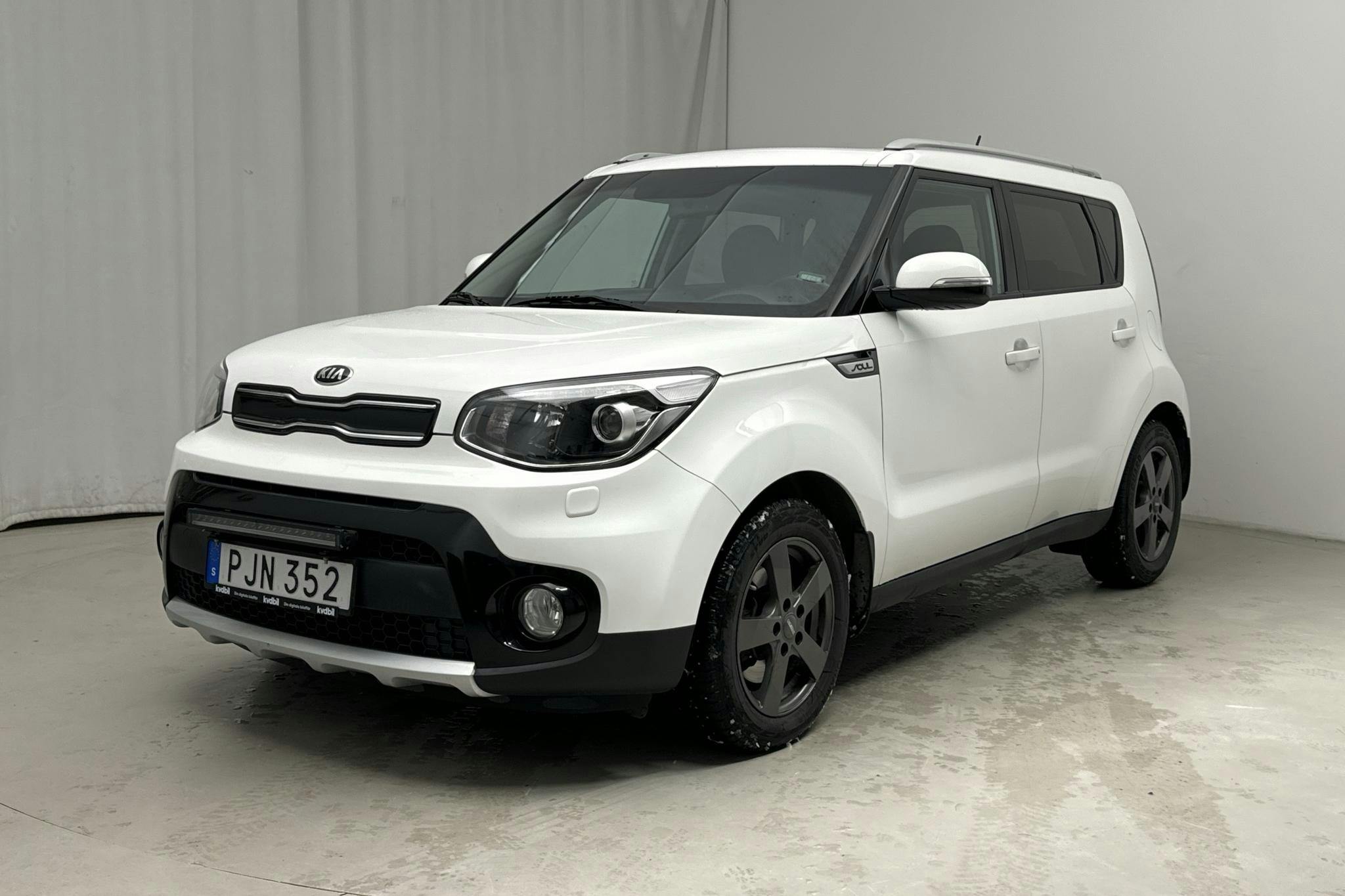 KIA Soul 1.6 CRDi (136hk) - 12 423 mil - Automat - vit - 2017