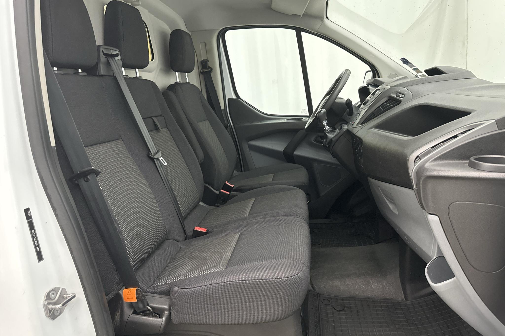 Ford Transit Custom 270 (105hk) - 151 630 km - Manuaalinen - valkoinen - 2017