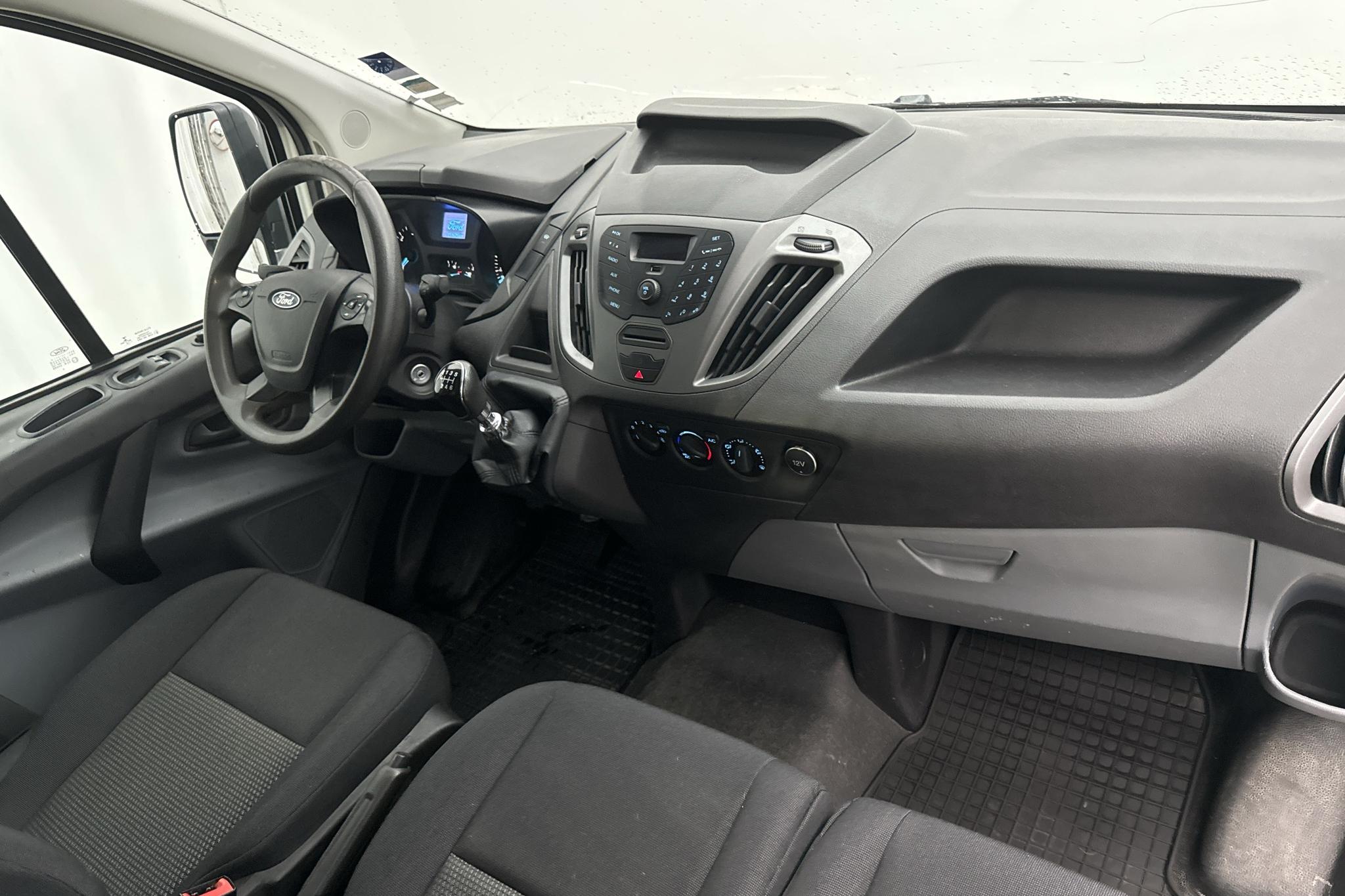 Ford Transit Custom 270 (105hk) - 151 630 km - Manuaalinen - valkoinen - 2017