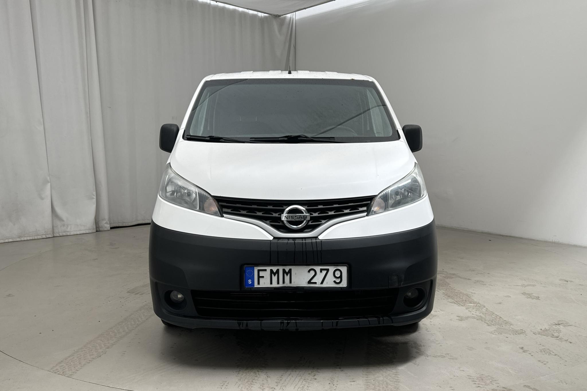 Nissan NV200 1.5 dCi Skåp (90hk) - 117 270 km - Manualna - biały - 2013