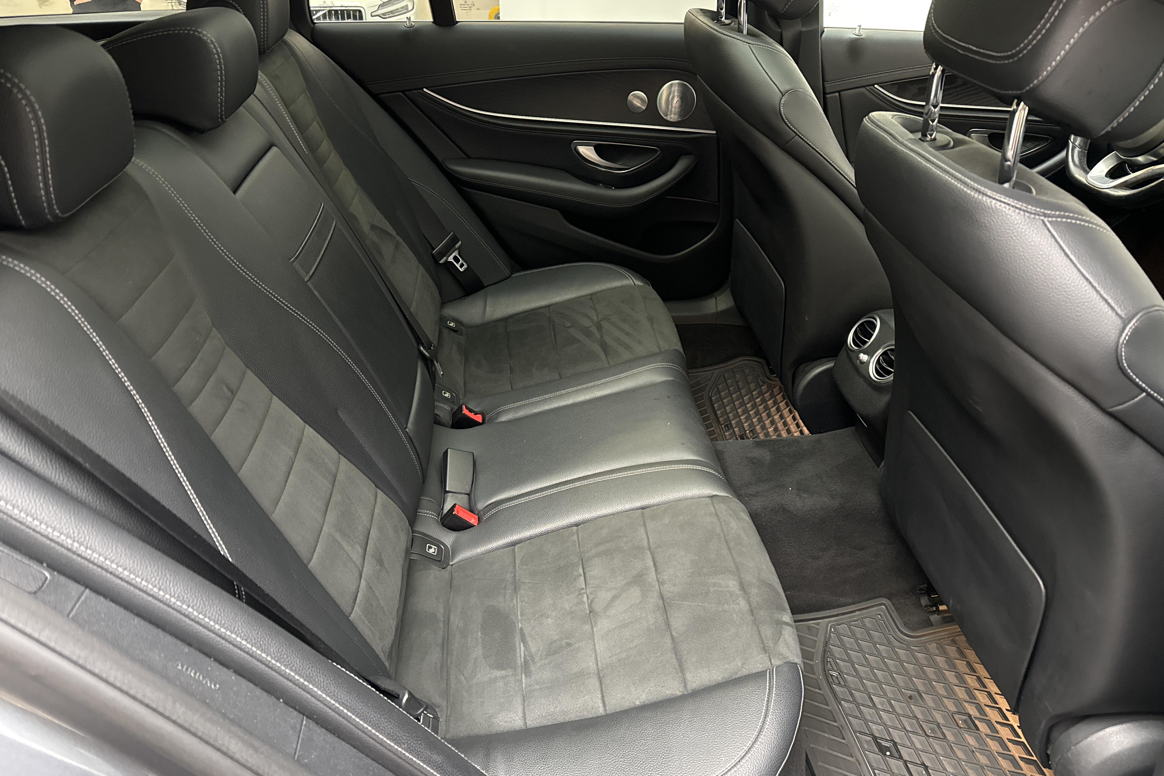 Mercedes E 300 de Kombi S213 (316hk) - 335 040 km - Automatic - gray - 2019