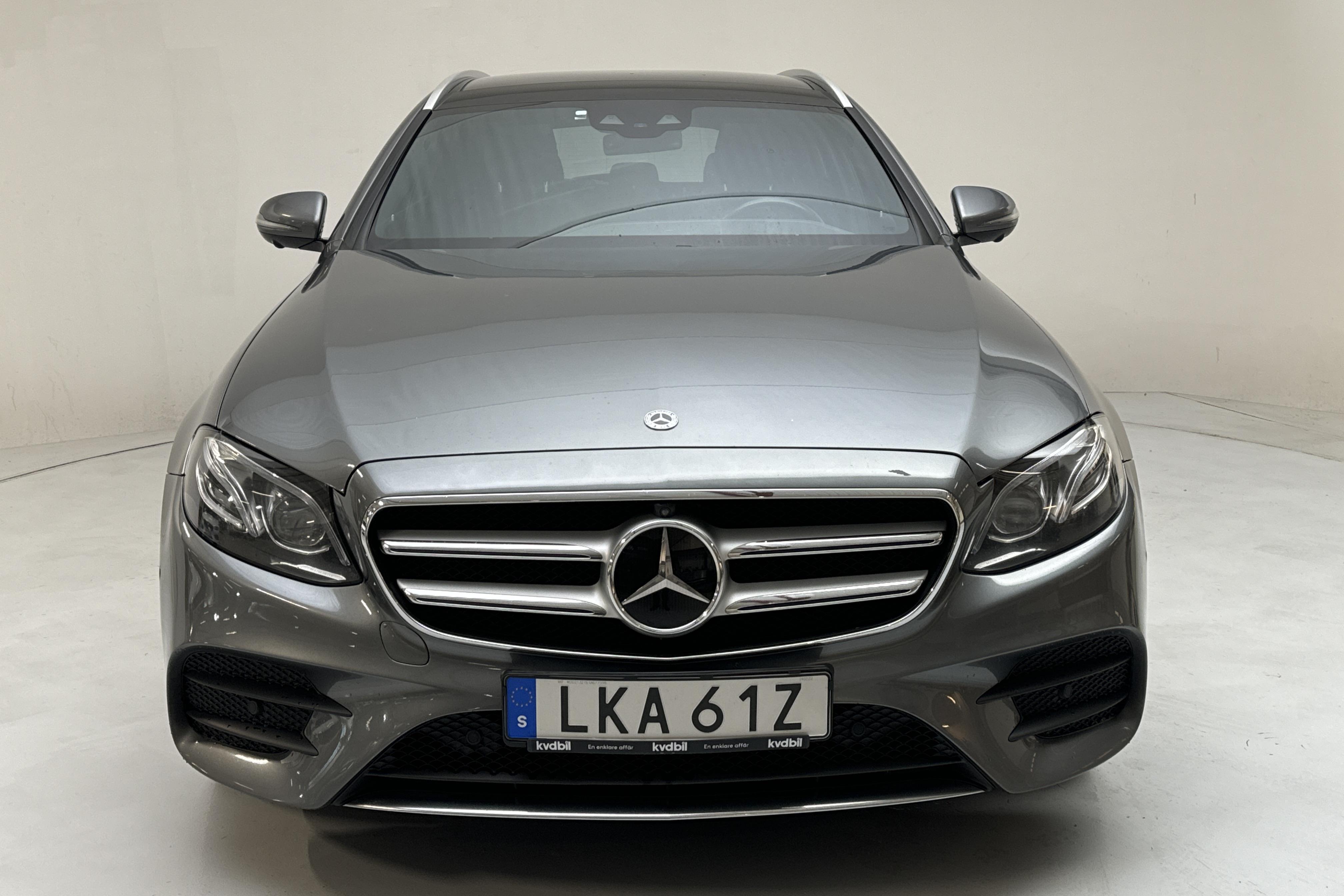 Mercedes E 300 de Kombi S213 (316hk) - 335 040 km - Automatic - gray - 2019