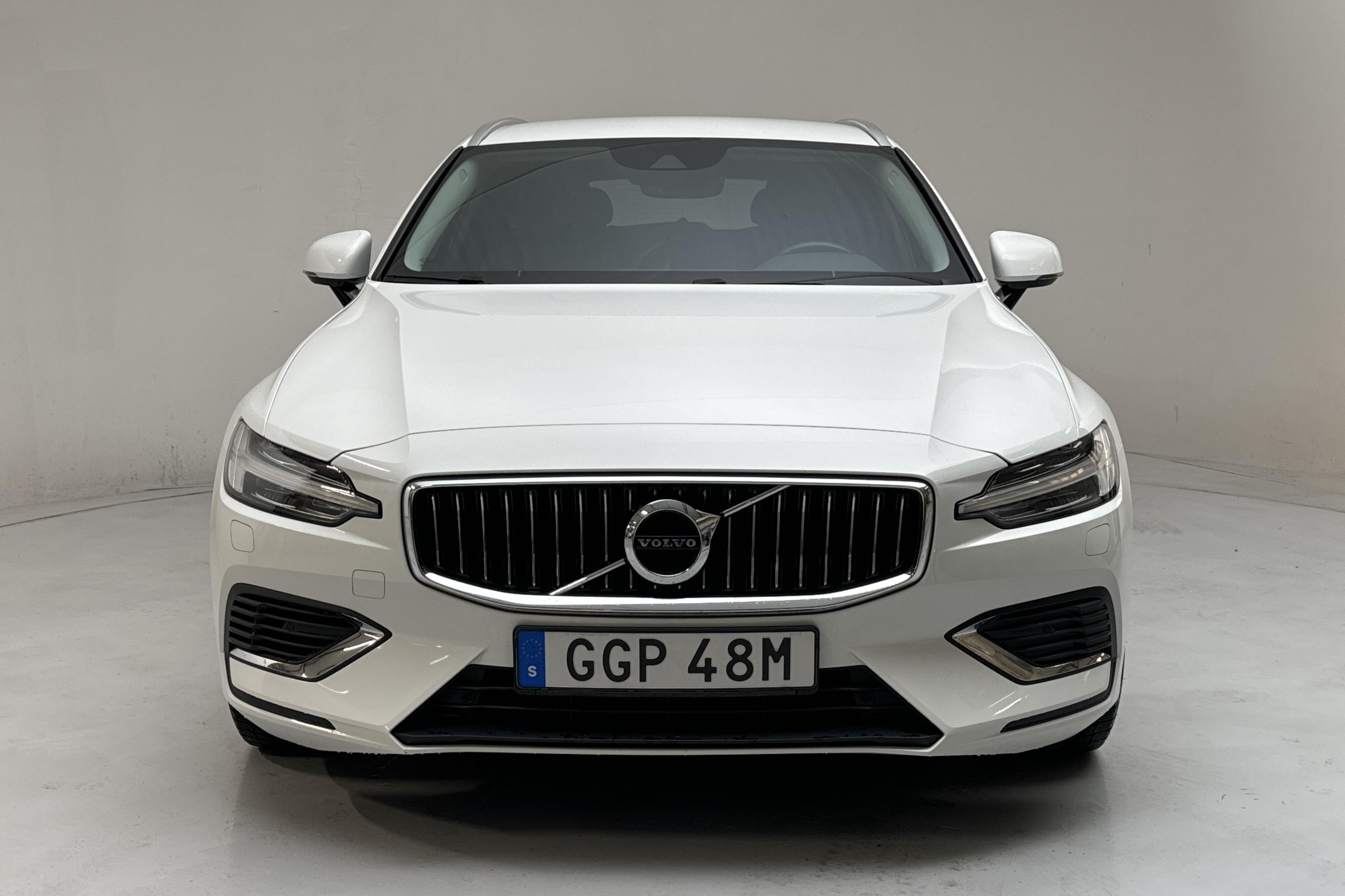 Volvo V60 T6 AWD Twin Engine (340hk) - 88 030 km - Automaatne - valge - 2021