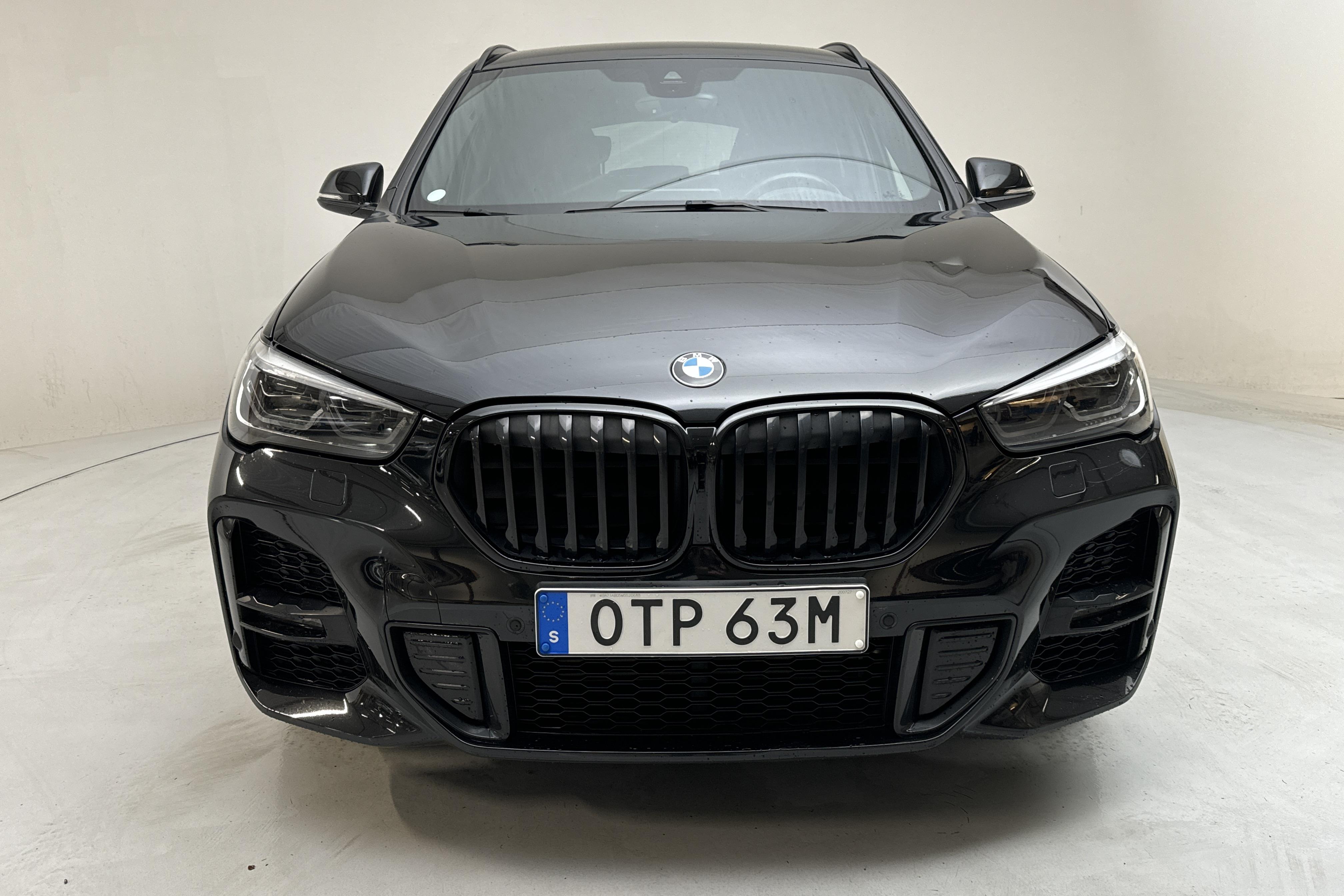 BMW X1 xDrive25e 9,7 kWh LCI, F48 (220hk) - 64 410 km - Automatic - black - 2021