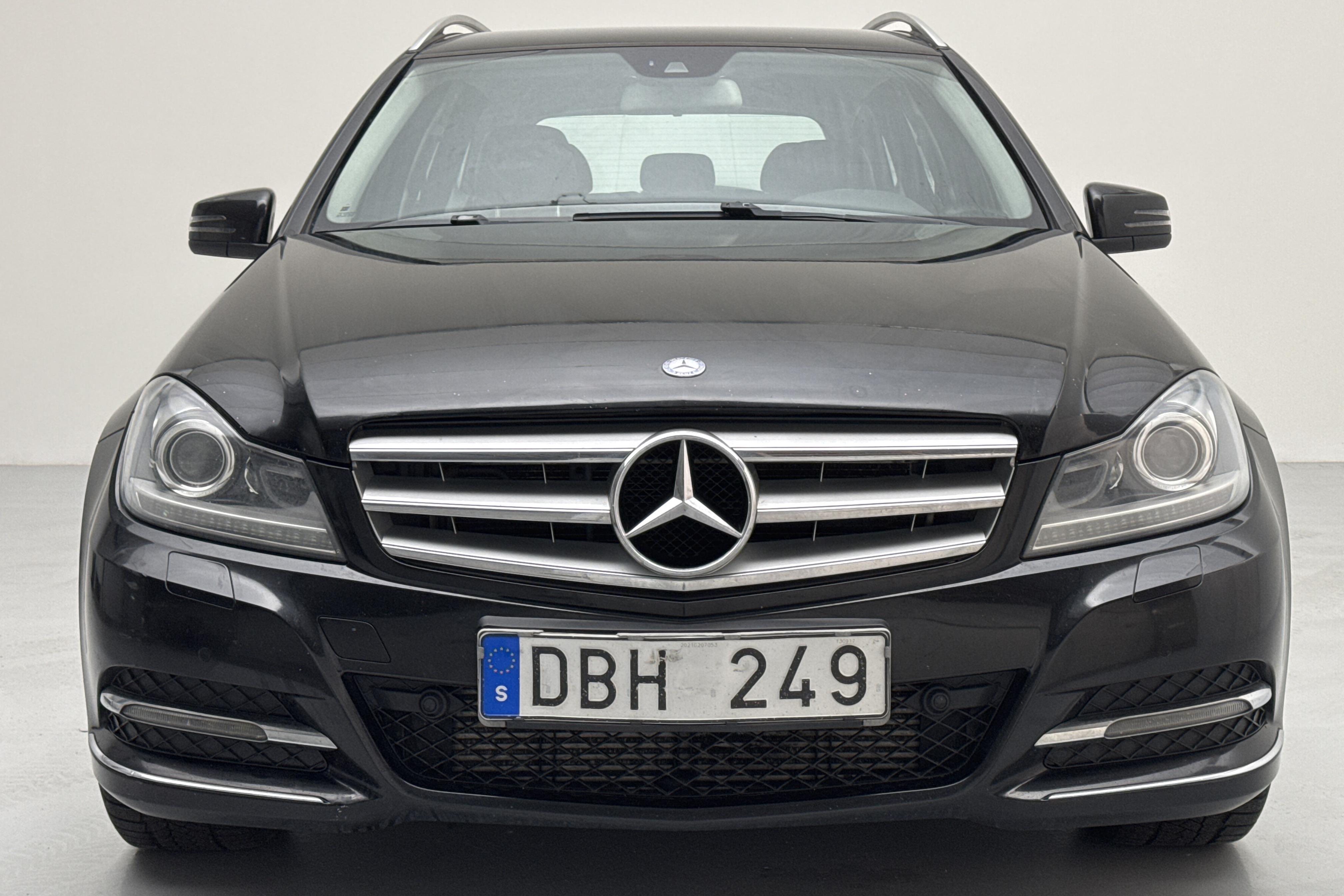 Mercedes C 220 CDI Kombi BlueEfficiency S204 (170hk) - 25 981 mil - Automat - svart - 2014