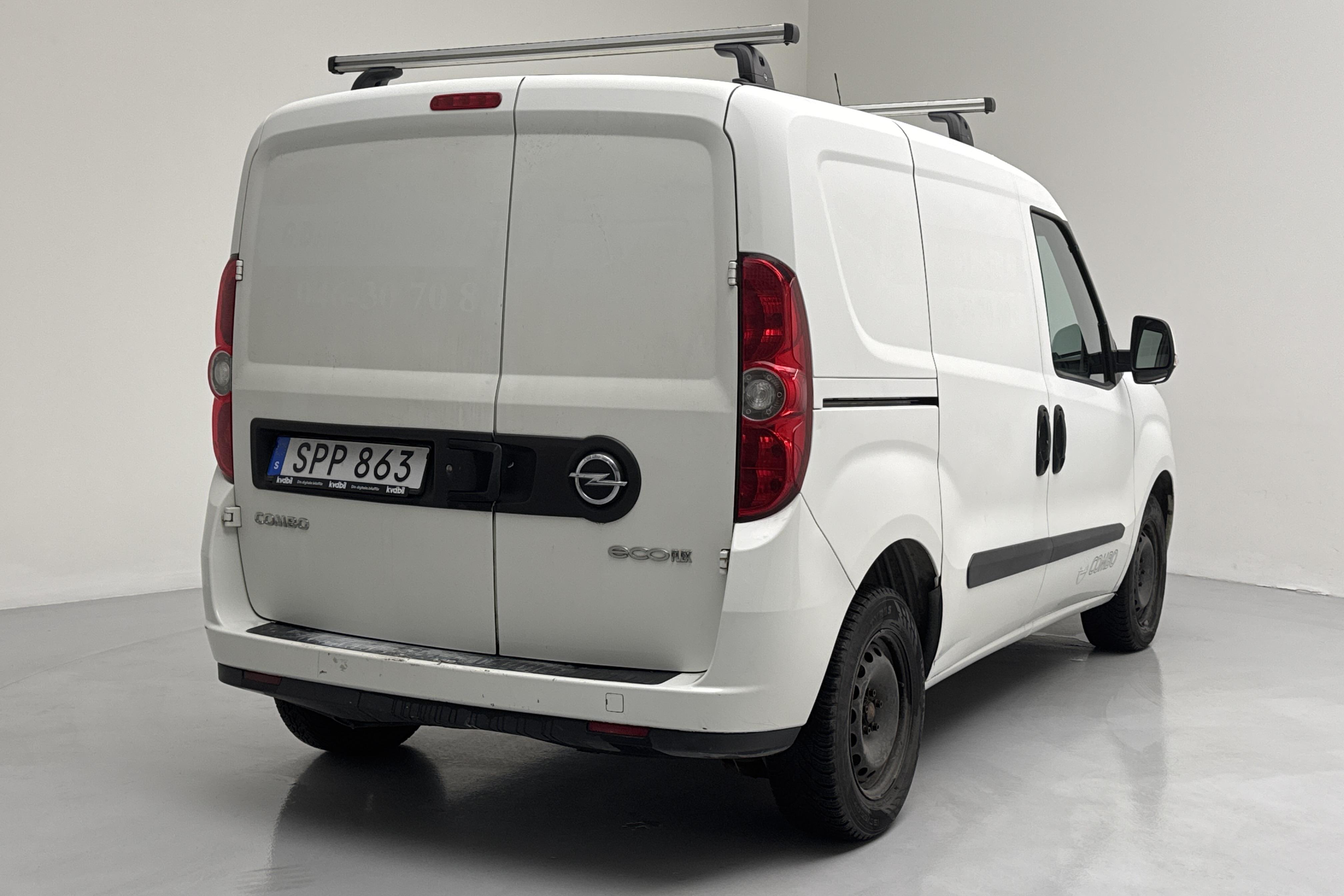 Opel Combo 1.3 CDTI Skåp (90hk) - 142 460 km - Käsitsi - valge - 2015