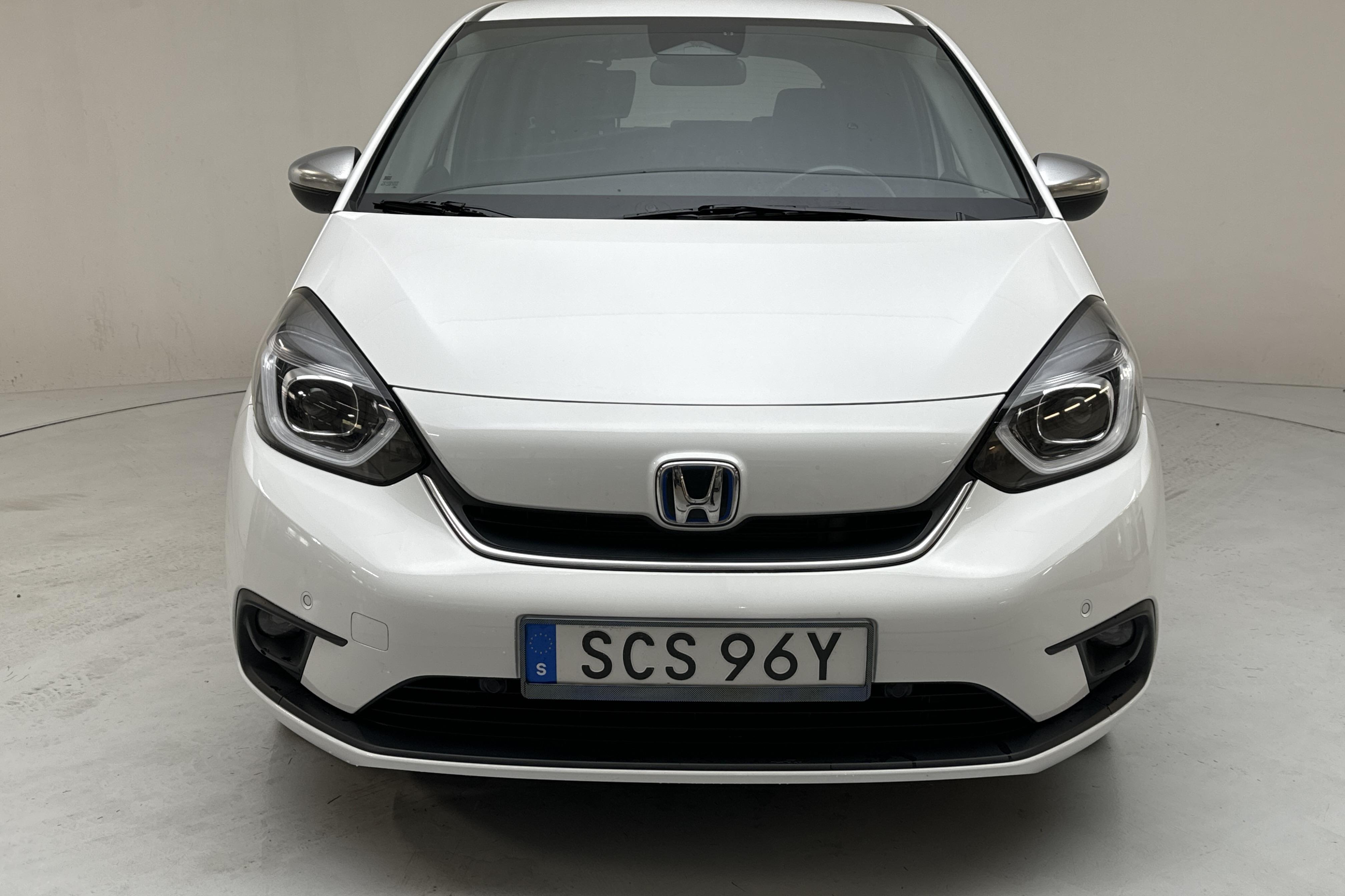 Honda Jazz 1.5 i-MMD Hybrid (97hk) - 60 000 km - Automatyczna - biały - 2021