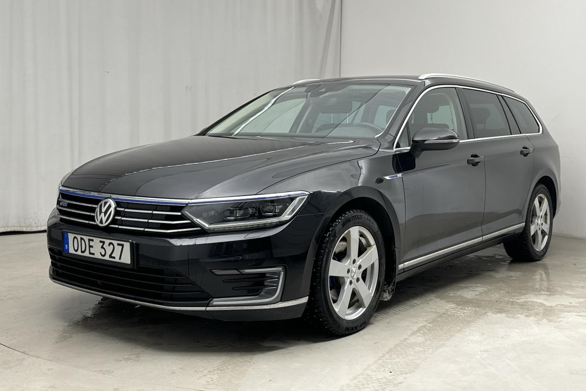 VW Passat 1.4 Plug-in-Hybrid Sportscombi (218hk) - 167 730 km - Automaatne - must - 2017