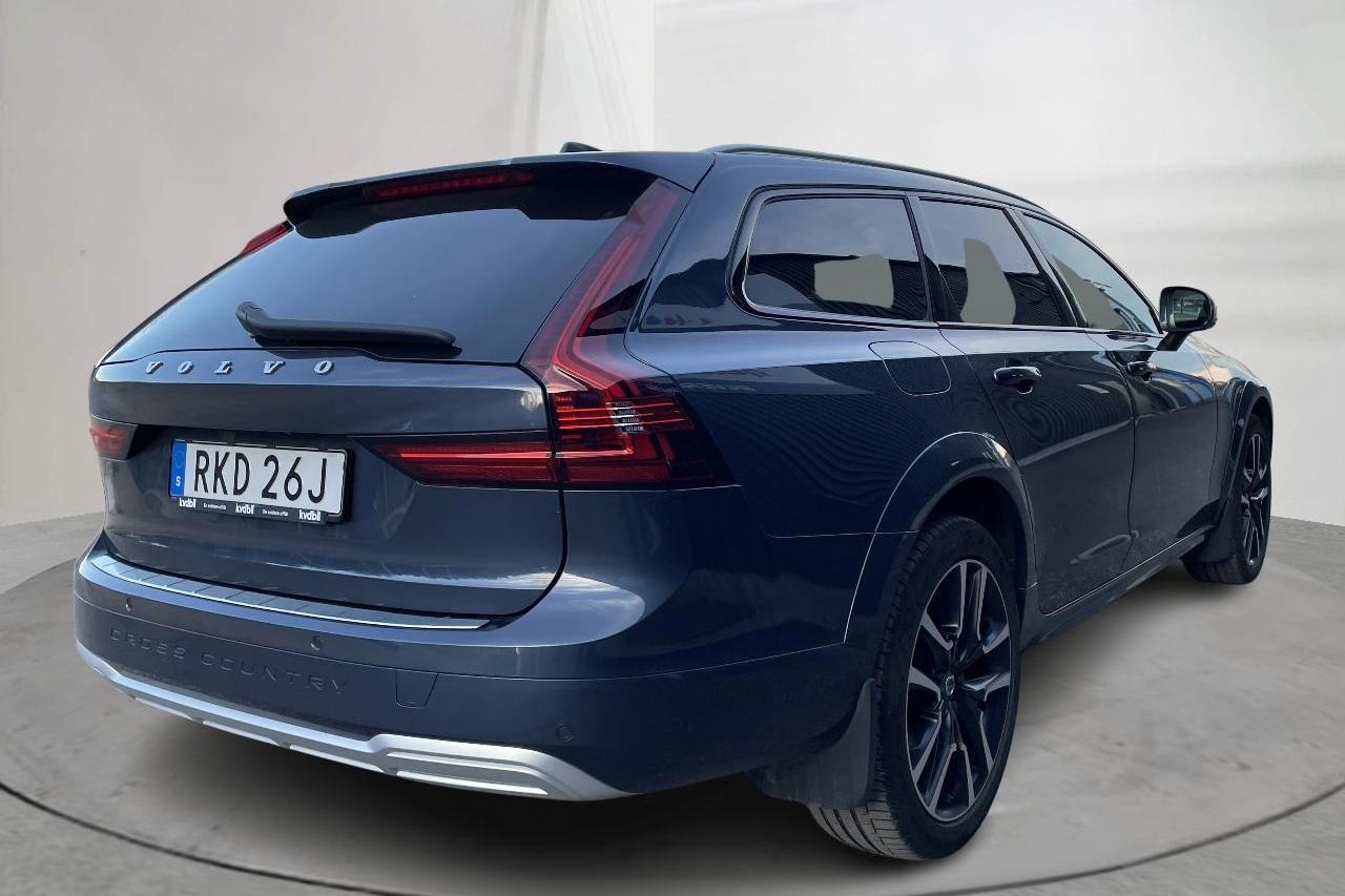 Volvo V90 B5 Cross Country AWD Mildhybrid, Diesel (235hk) - 110 850 km - Automaatne - Dark Blue - 2023