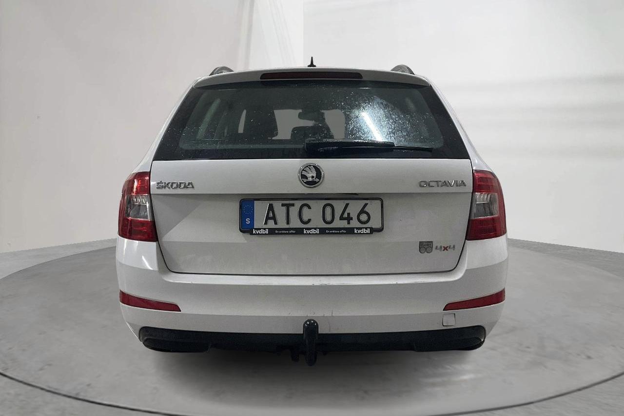 Skoda Octavia III 1.6 TDI CR Combi 4X4 (105hk) - 15 779 mil - Manuell - vit - 2014