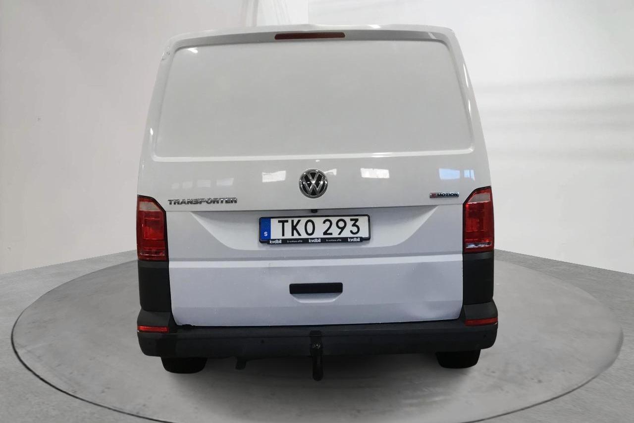 VW Transporter T6 2.0 TDI BMT Skåp 4MOTION (150hk) - 137 300 km - Manual - white - 2019