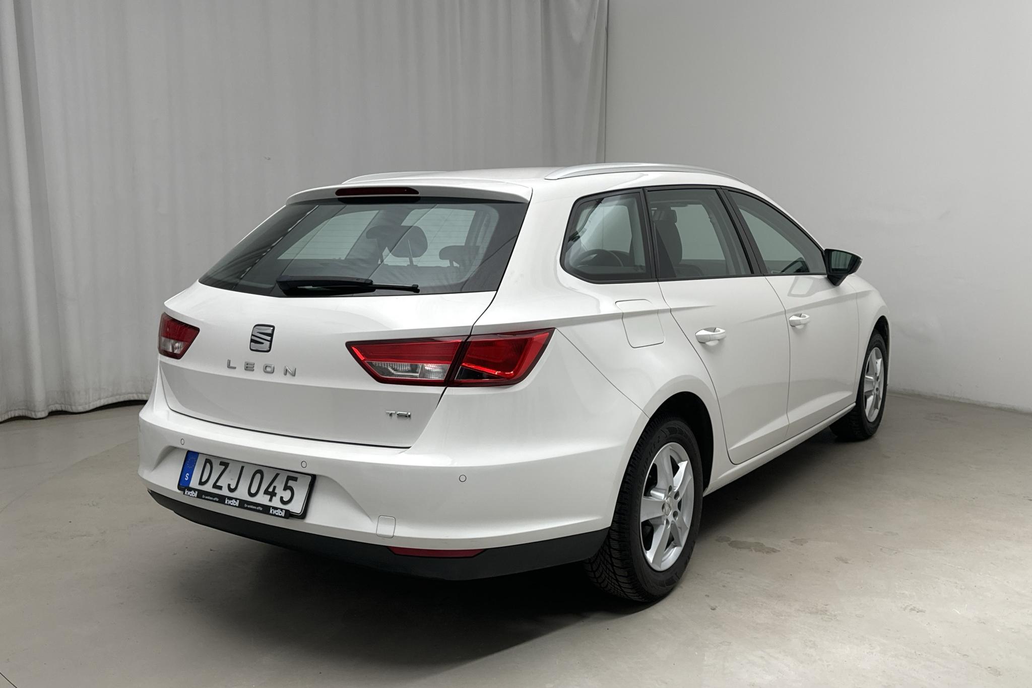 Seat Leon 1.2 TSI ST (110hk) - 69 550 km - Automatic - white - 2016