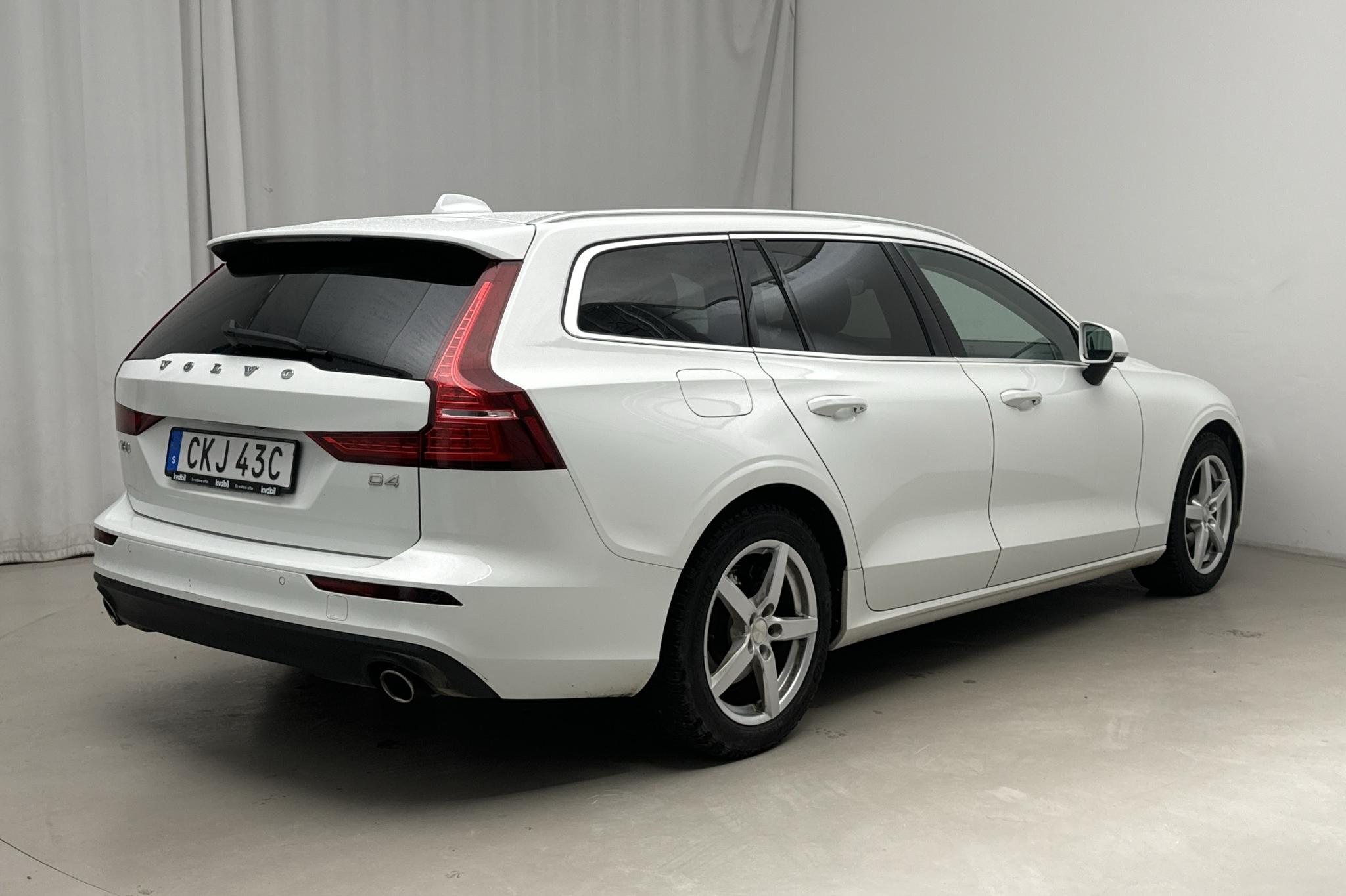 Volvo V60 D4 (190hk) - 149 970 km - Automaatne - valge - 2021