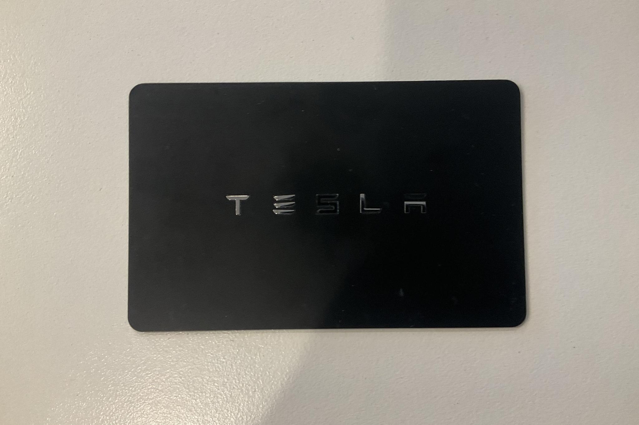 Tesla Model 3 Long Range Dual Motor AWD - 8 314 mil - Automat - grå - 2020