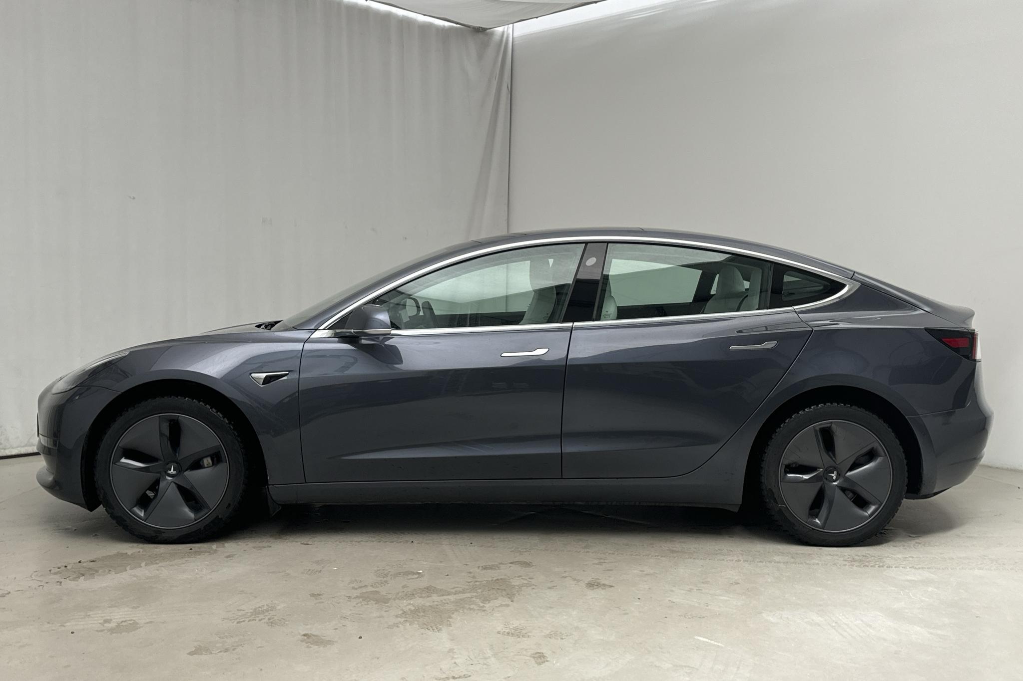 Tesla Model 3 Long Range Dual Motor AWD - 8 314 mil - Automat - grå - 2020