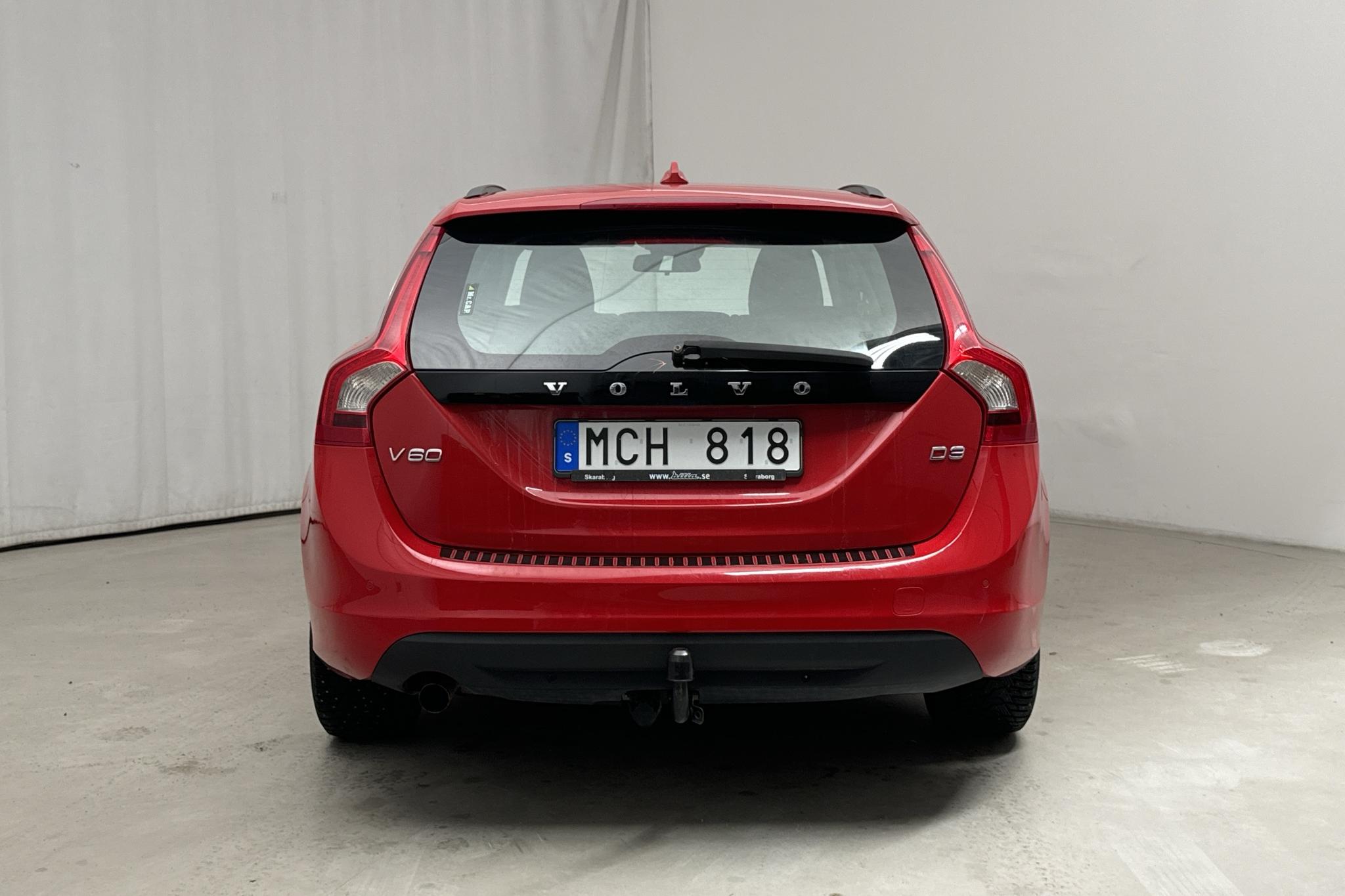 Volvo V60 D3 (163hk) - 294 160 km - Manualna - czerwony - 2012