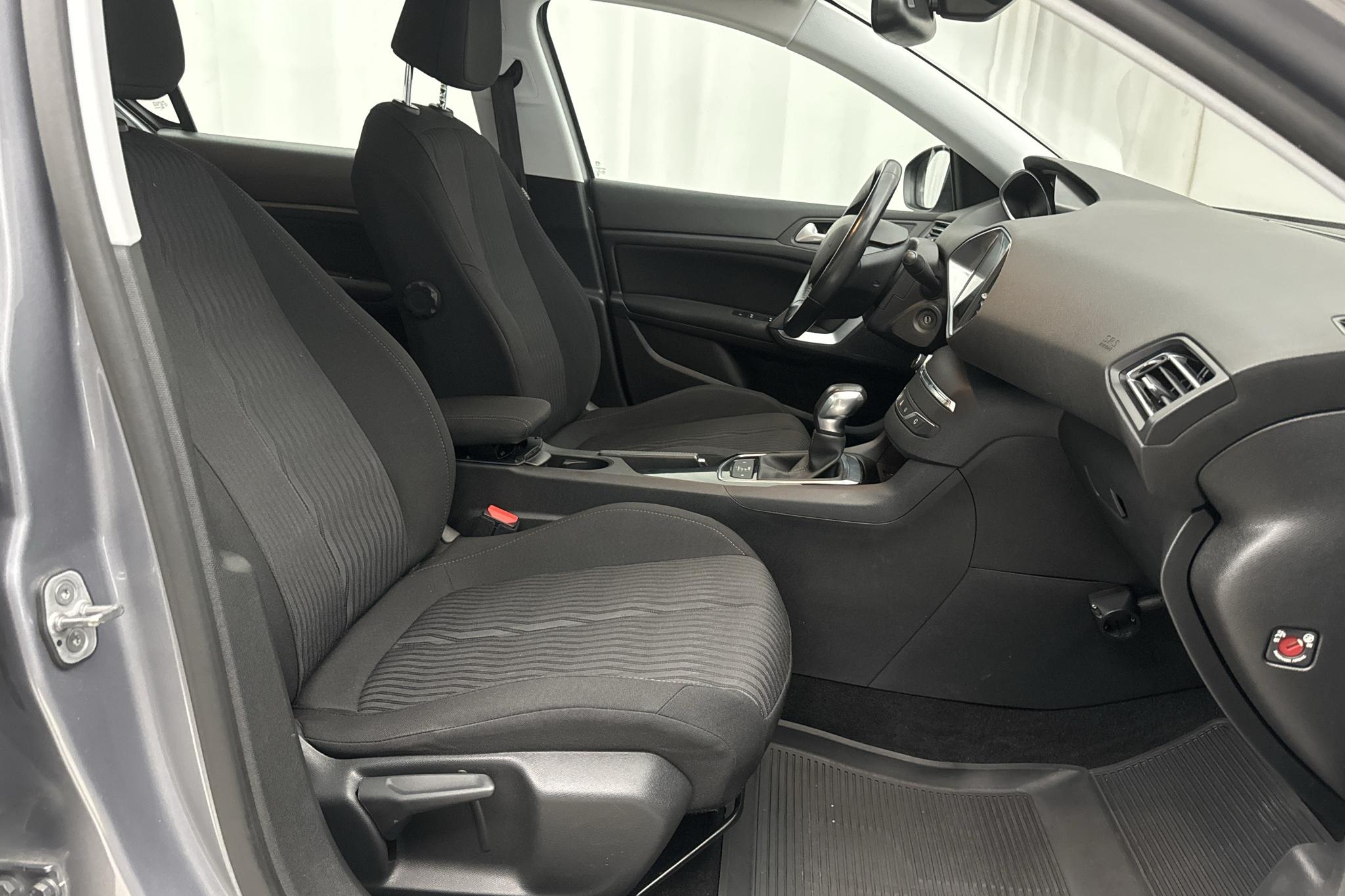 Peugeot 308 BlueHDi 5dr (120hk) - 93 570 km - Automaattinen - harmaa - 2015