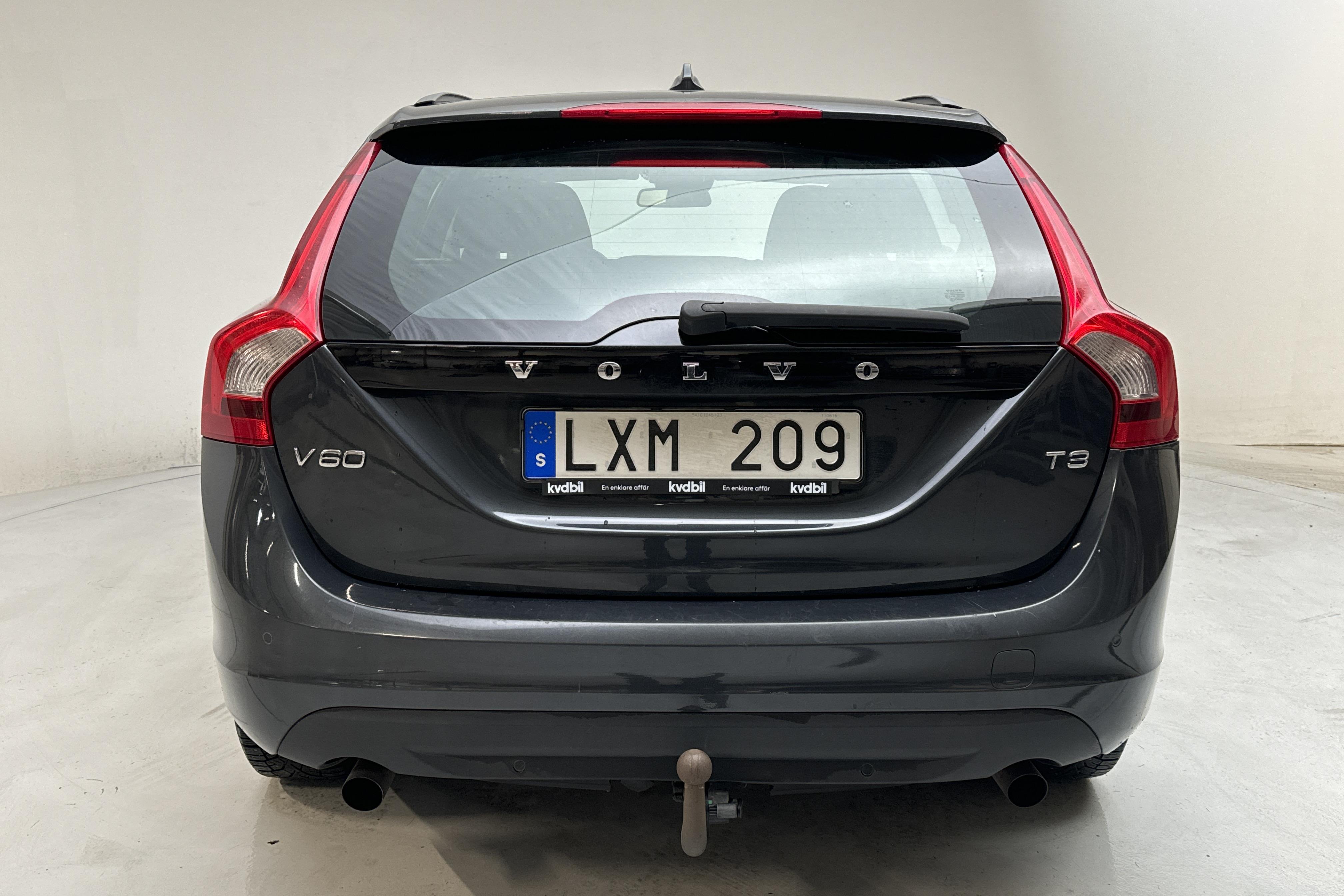 Volvo V60 T3 (150hk) - 254 840 km - Manualna - szary - 2012