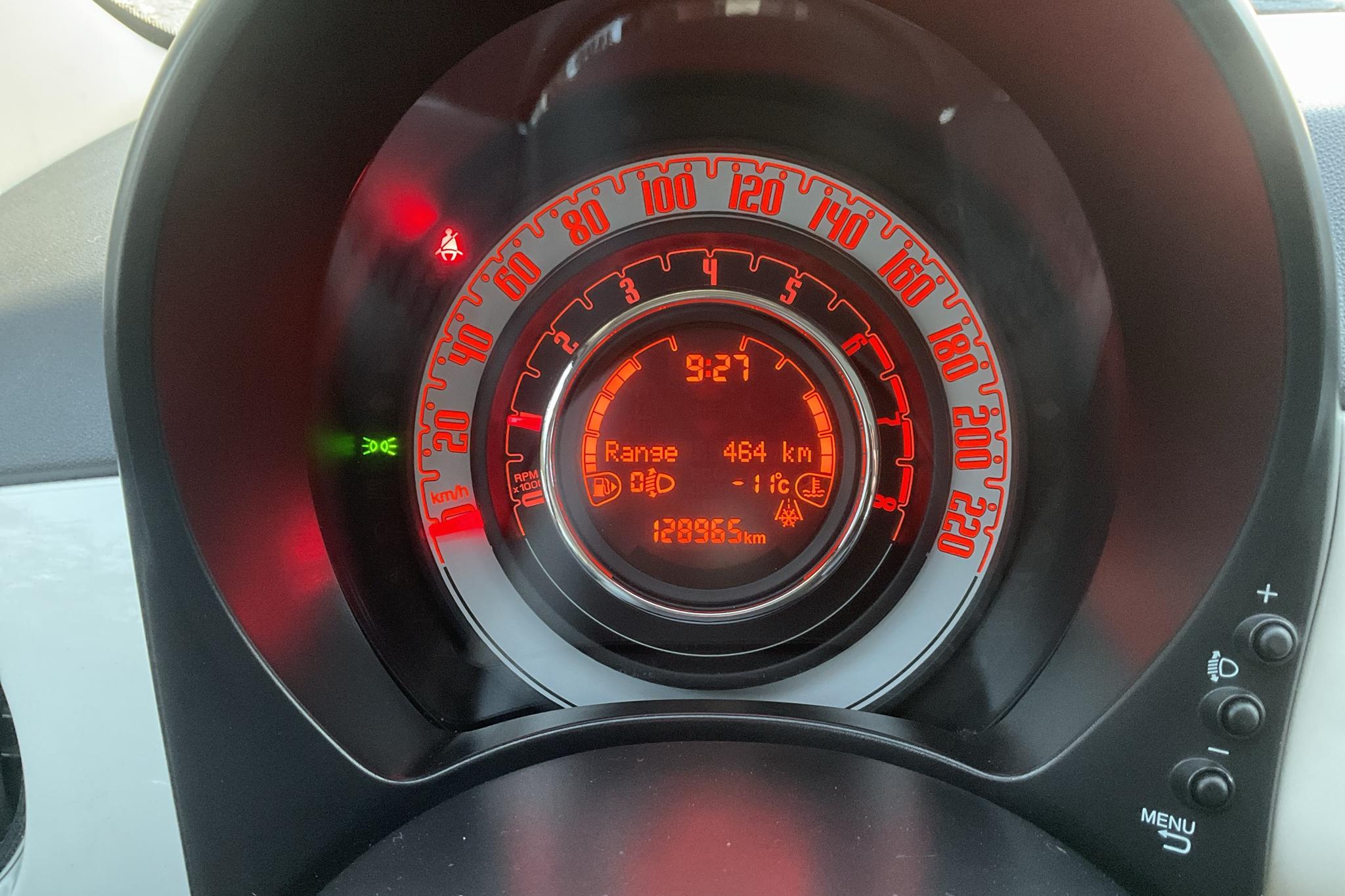 Fiat 500 1.2 (69hk) - 128 960 km - Manuaalinen - valkoinen - 2016