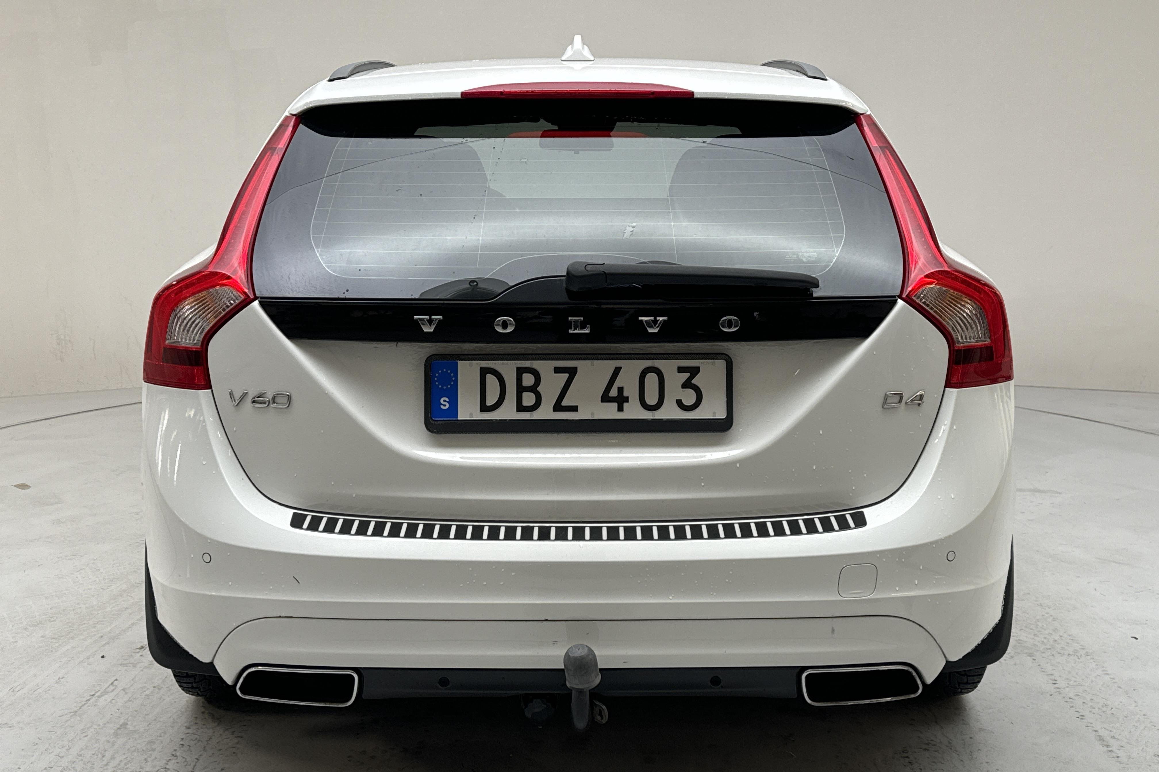 Volvo V60 D4 (181hk) - 17 808 mil - Automat - vit - 2014