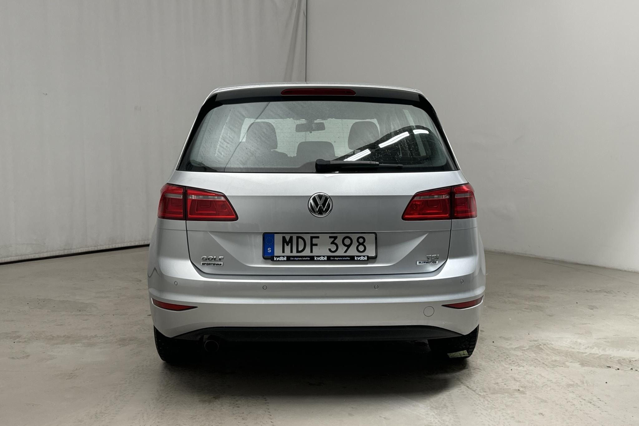 VW Golf VII 1.2 TSI BlueMotion Technology Sportsvan (110hk) - 2 645 mil - Manuell - silver - 2016