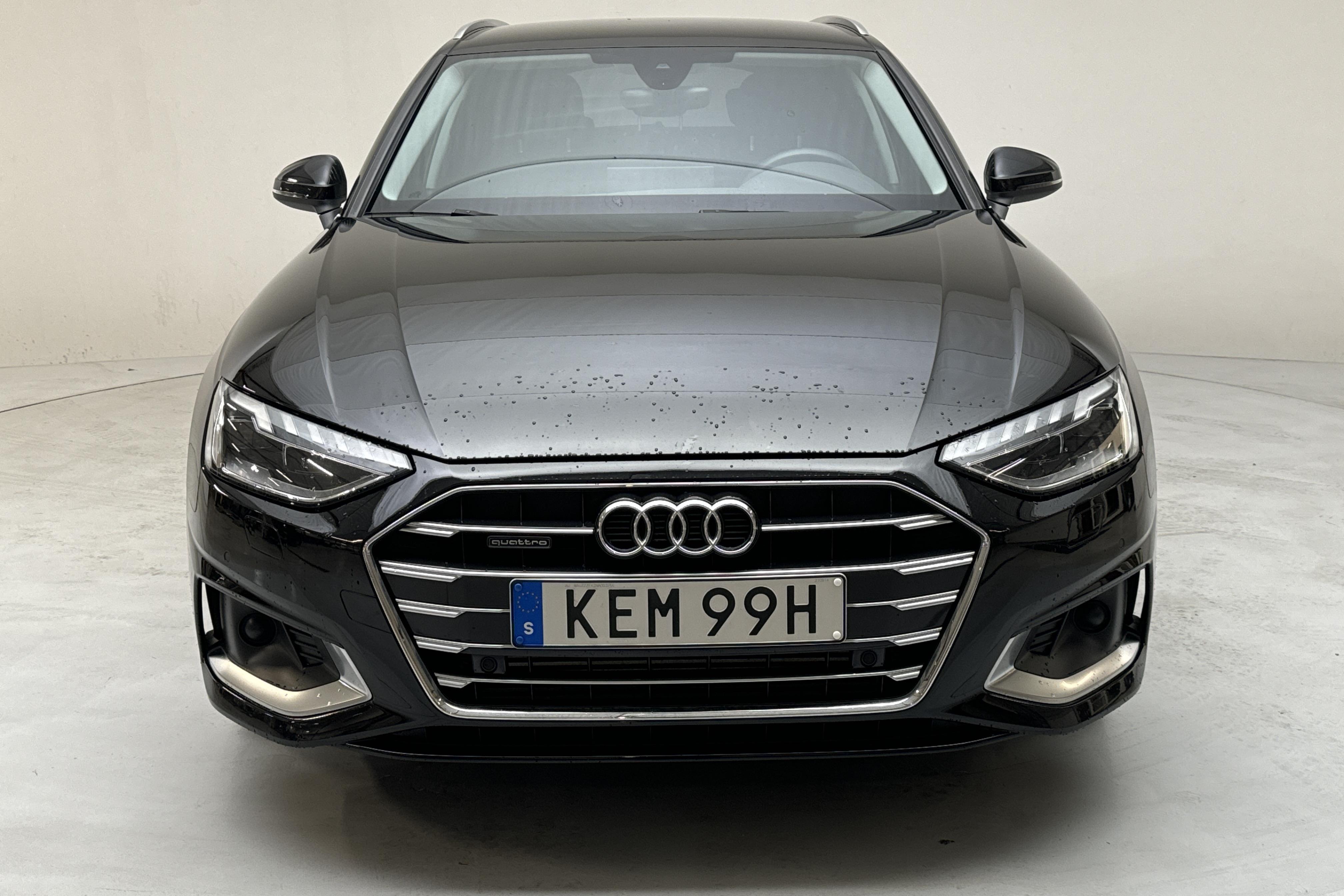 Audi A4 40 TFSI quattro (204hk) - 62 870 km - Automatic - black - 2022