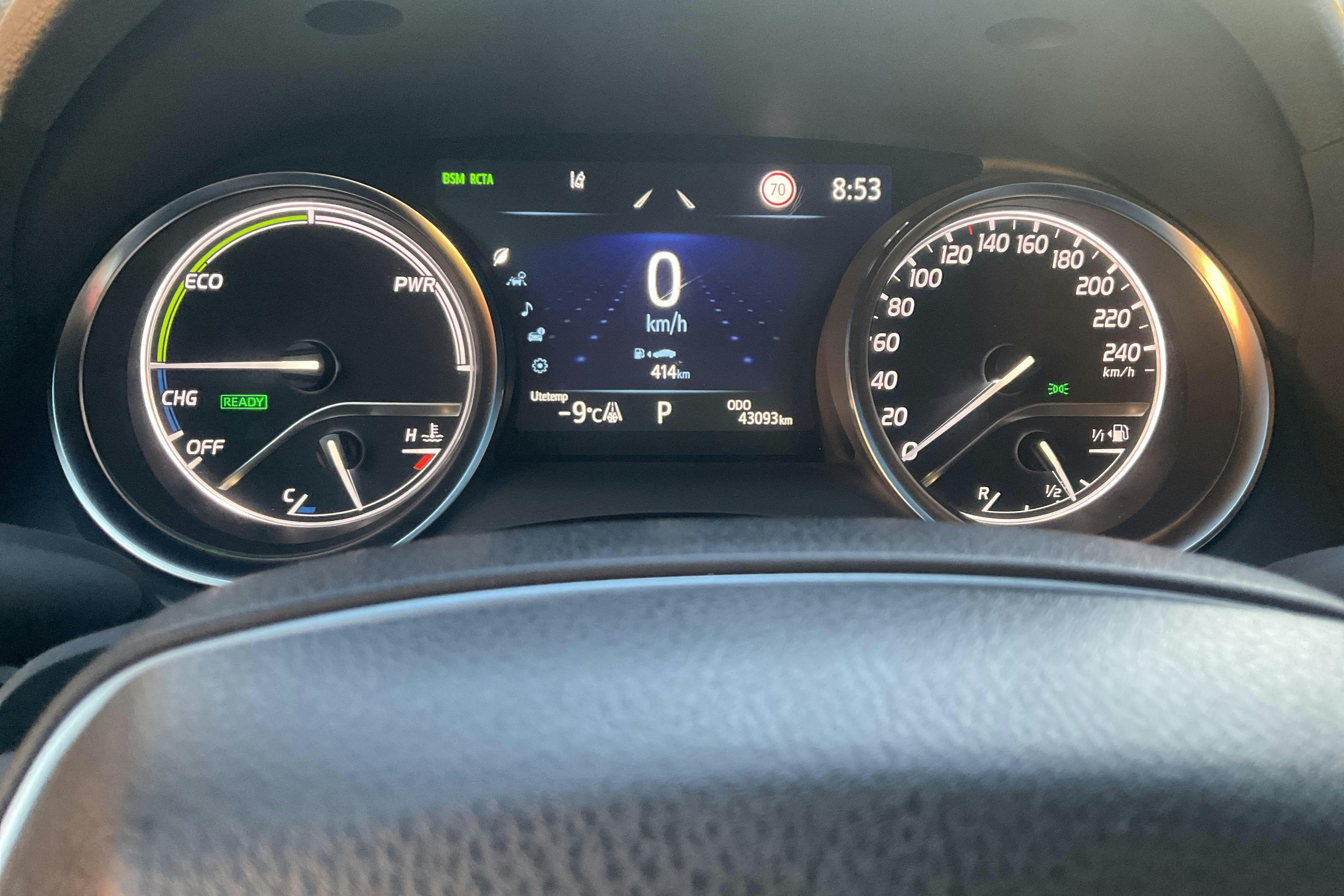 Toyota Camry 2.5 Hybrid (218hk) - 43 100 km - Automaatne - valge - 2022