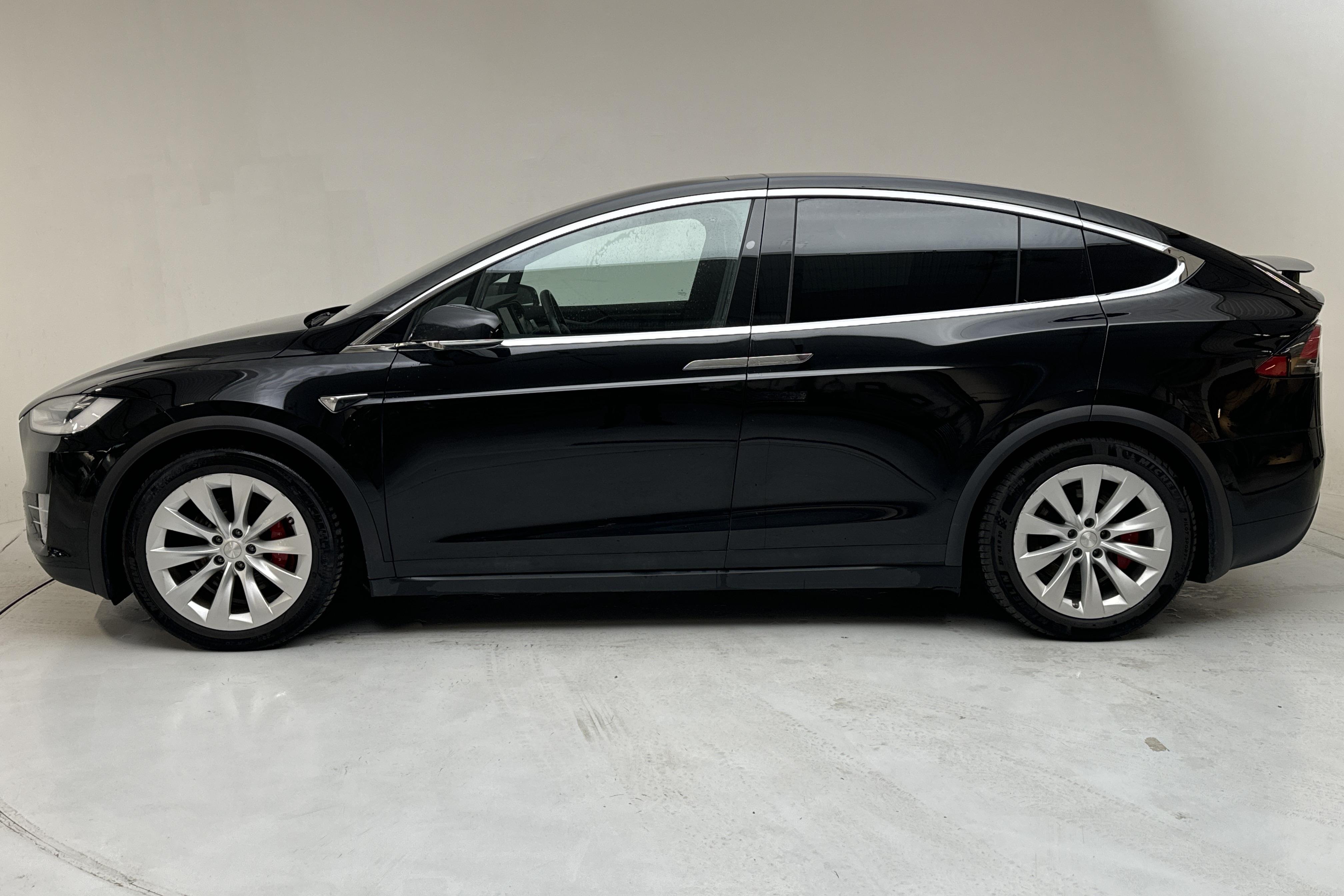 Tesla Model X Dual Motor Performance AWD - 111 180 km - Automatic - black - 2020