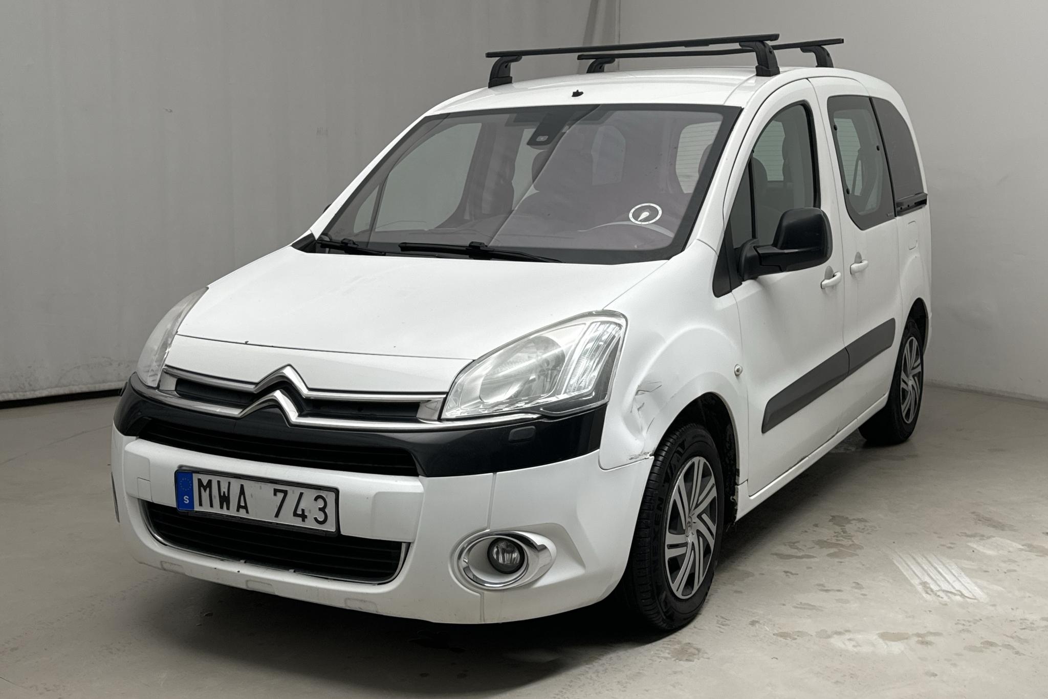 Citroen Berlingo Family III 1.6 HDI (92hk) - 190 370 km - Automatic - white - 2012