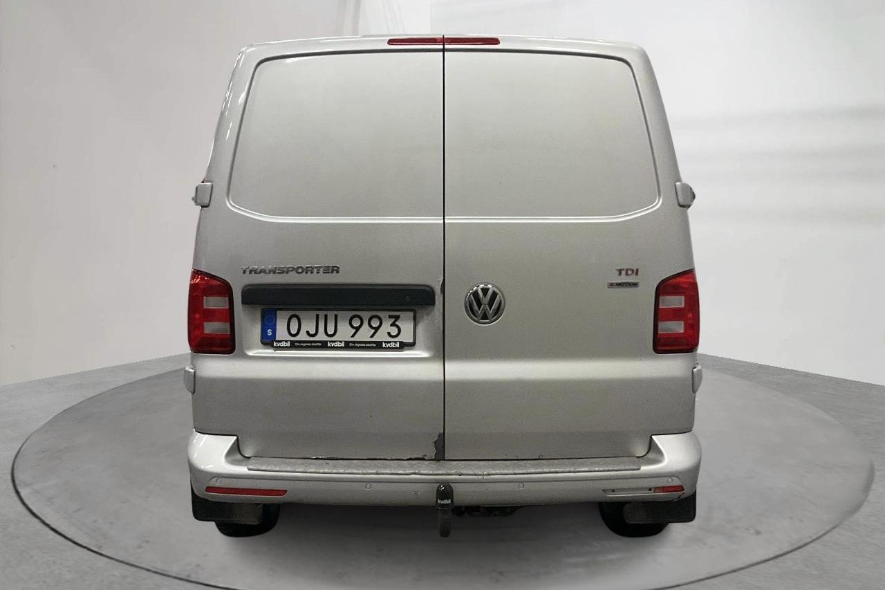 VW Transporter T6 2.0 TDI BMT 4MOTION (204hk) - 211 750 km - Manualna - srebro - 2017