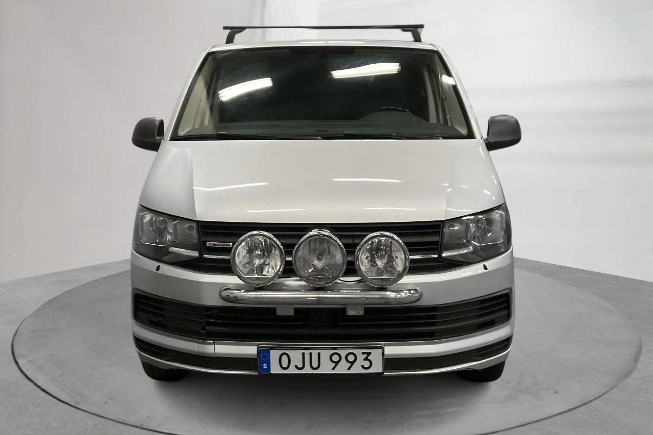 VW Transporter T6 2.0 TDI BMT 4MOTION (204hk) - 211 750 km - Manualna - srebro - 2017