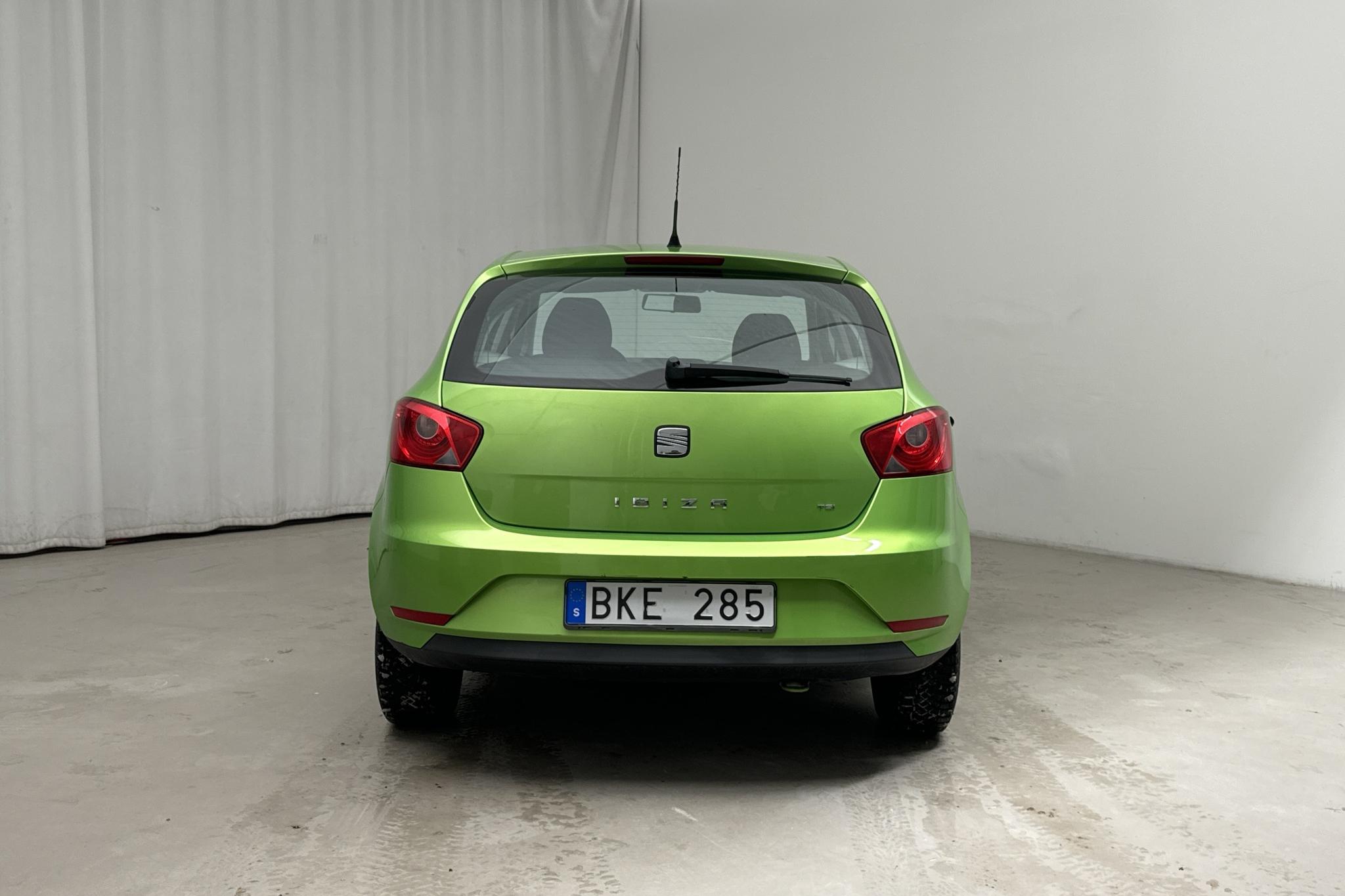 Seat Ibiza 1.2 TSI 5dr (85hk) - 6 554 mil - Manuell - grön - 2014