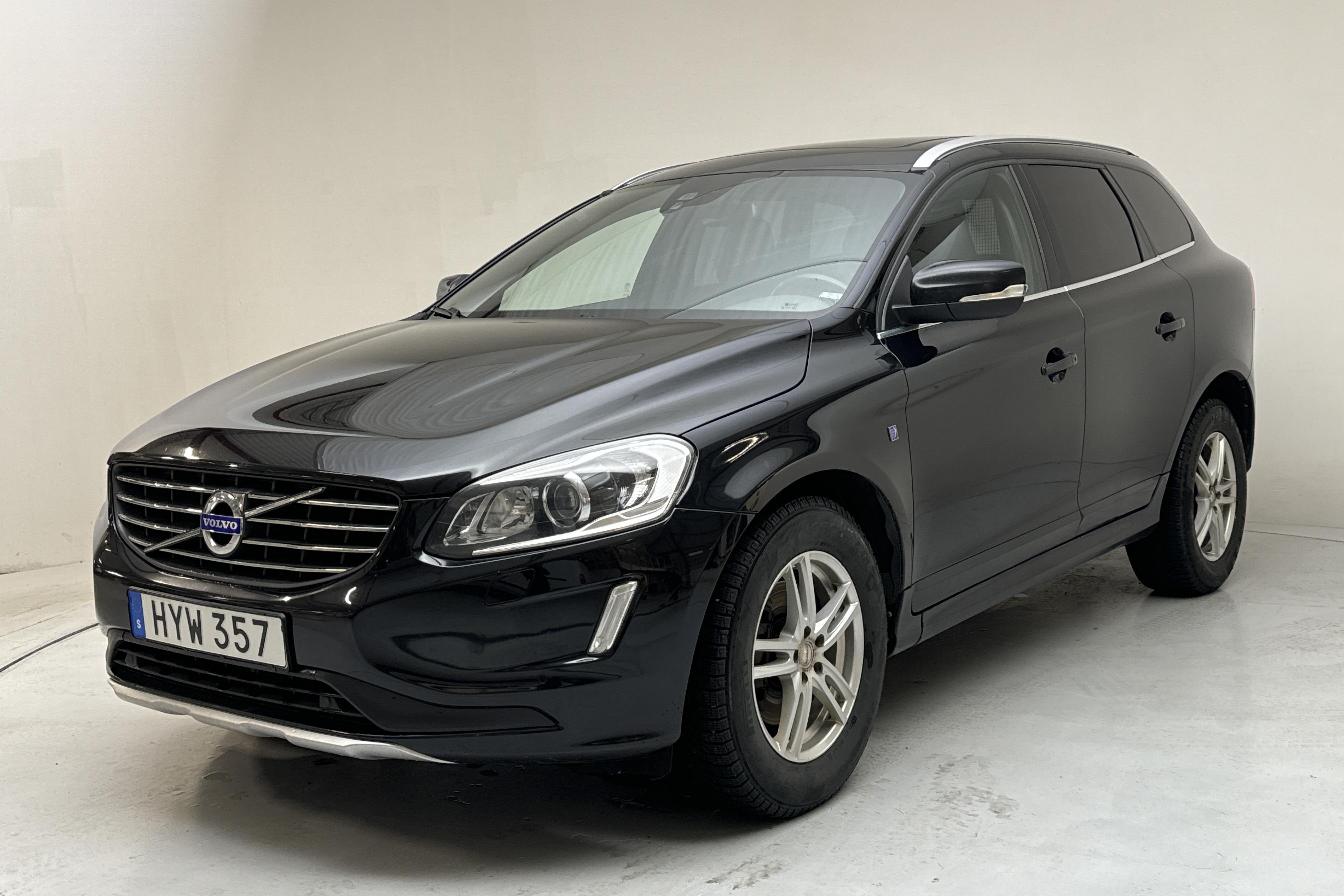 Volvo XC60 D4 2WD (181hk) - 269 310 km - Manual - black - 2015